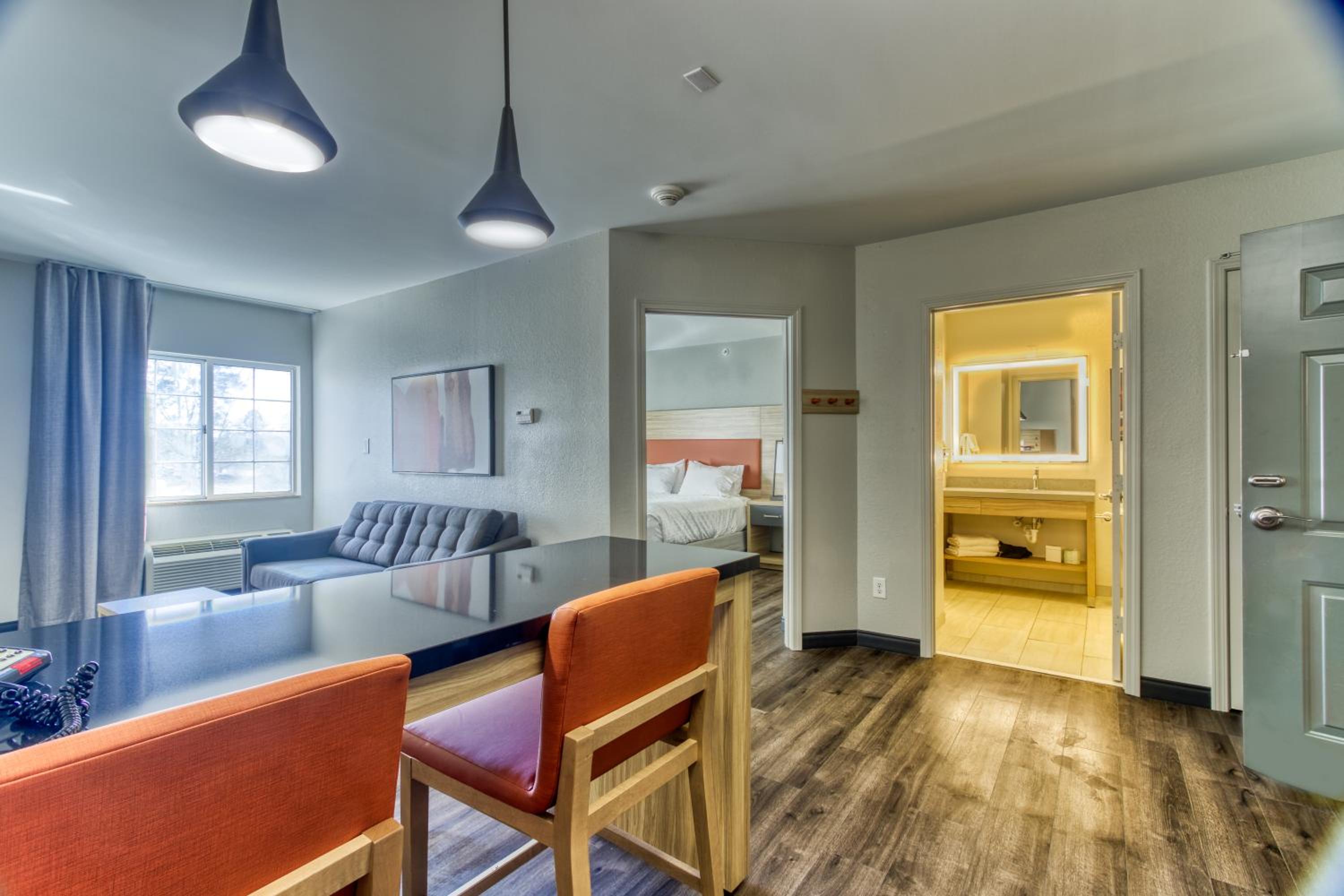 One-Bedroom King Suite with Sofa Bed - Photo 1