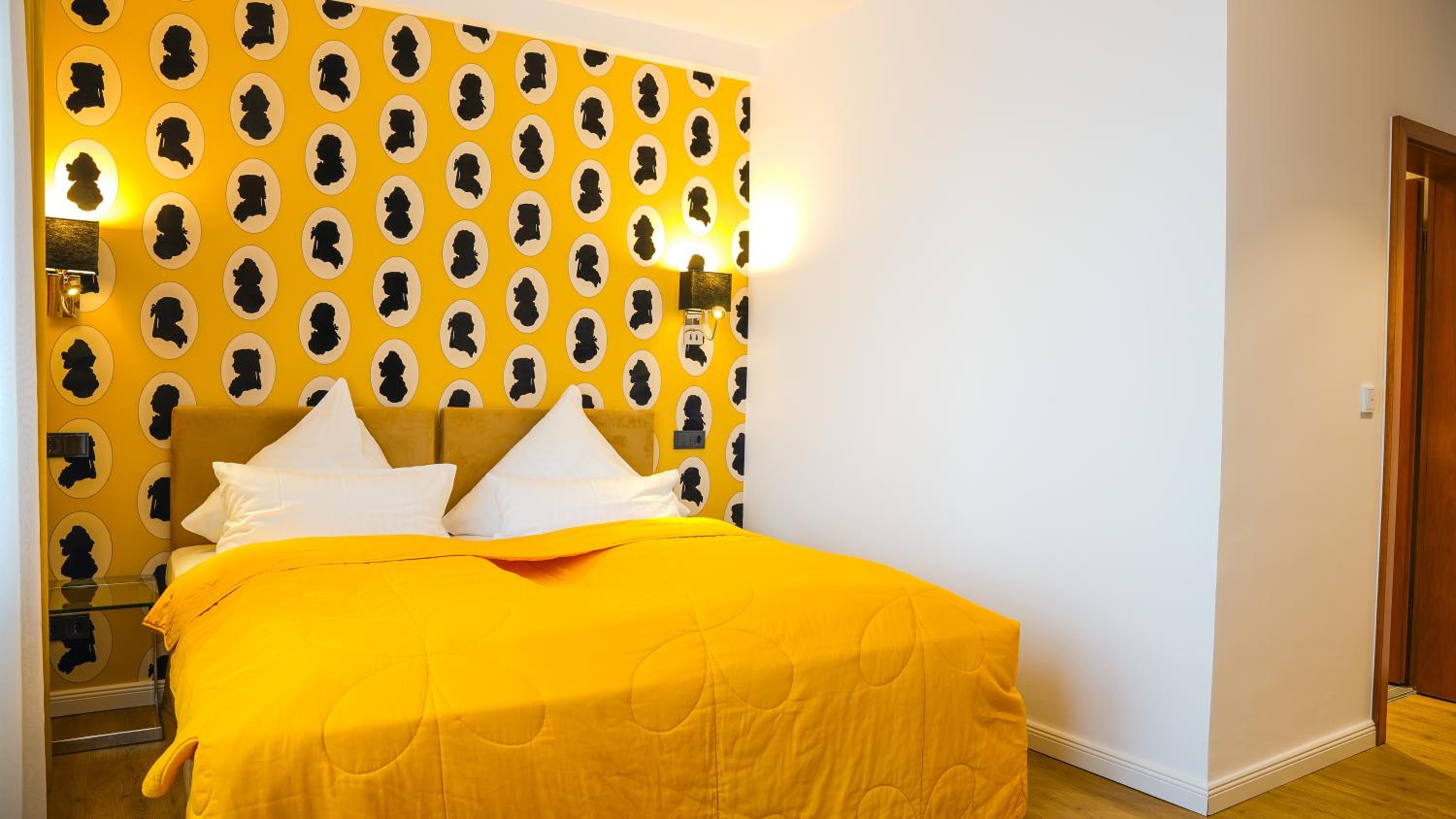 Standard Double or Twin Room - Photo 5