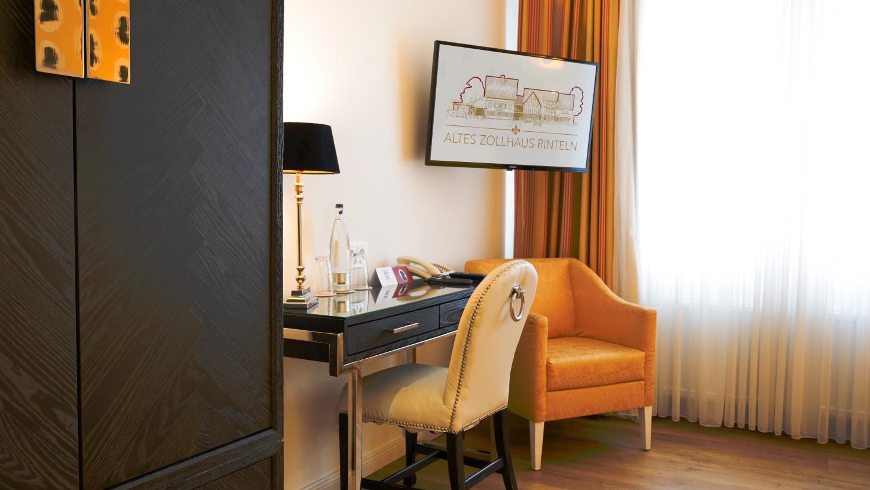 Standard Double or Twin Room - Photo 6