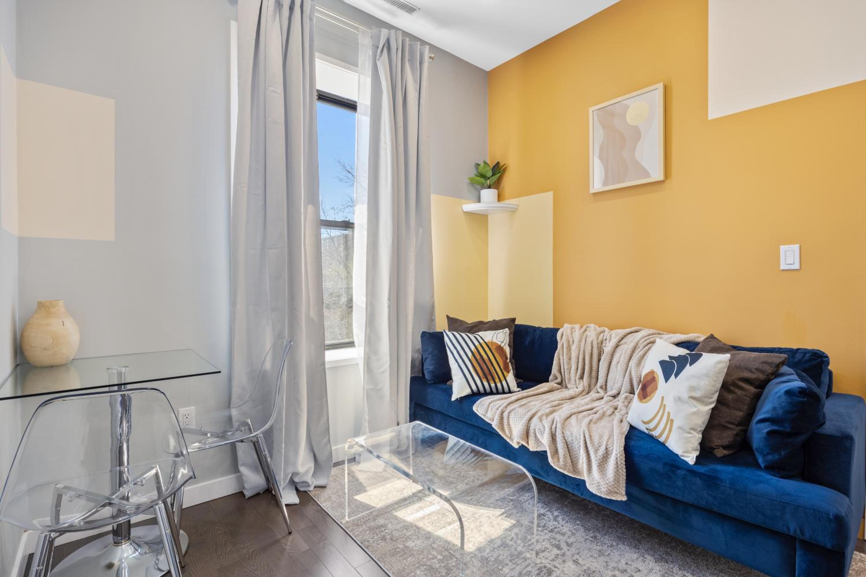Apartment photo 1