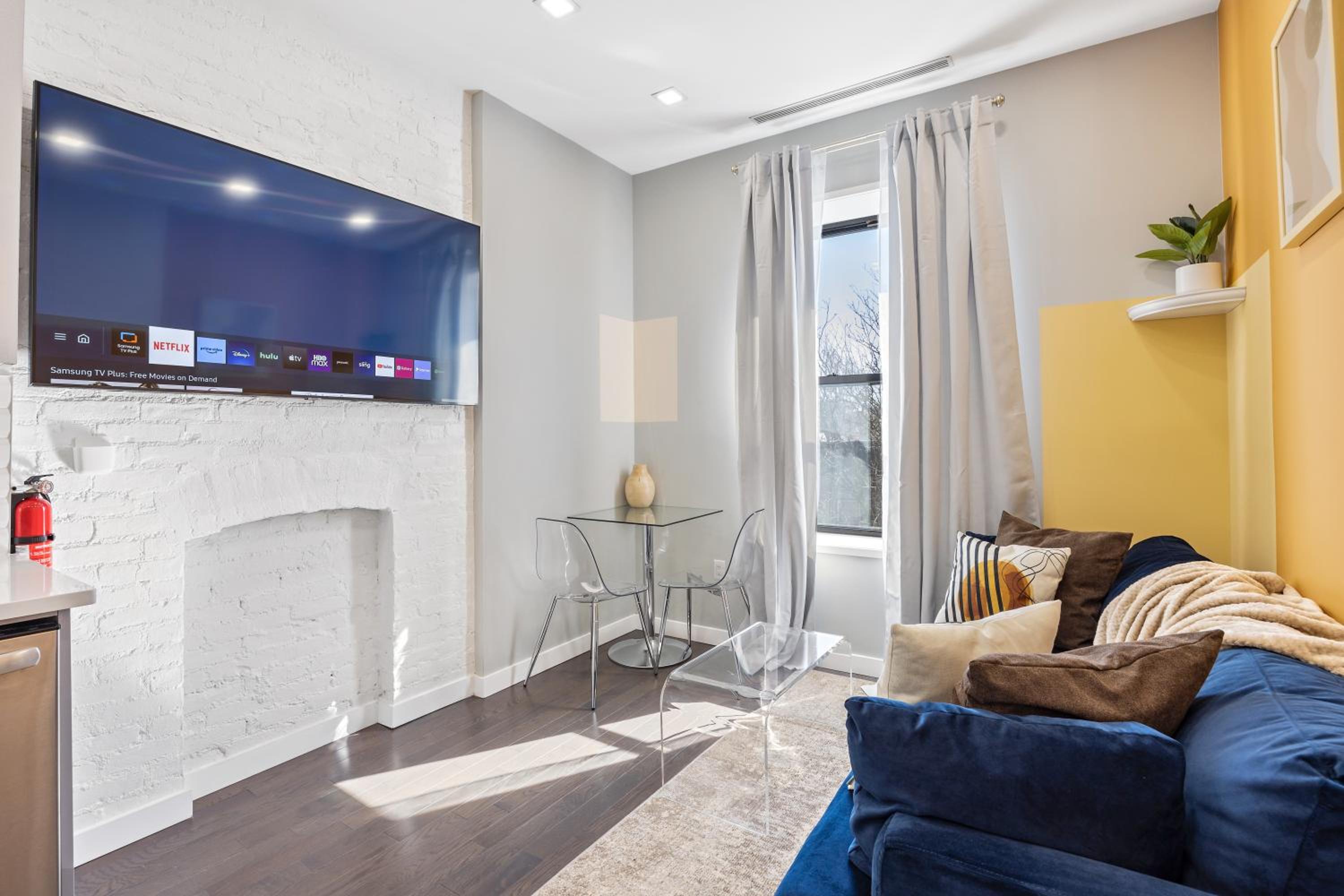 Apartment photo 3