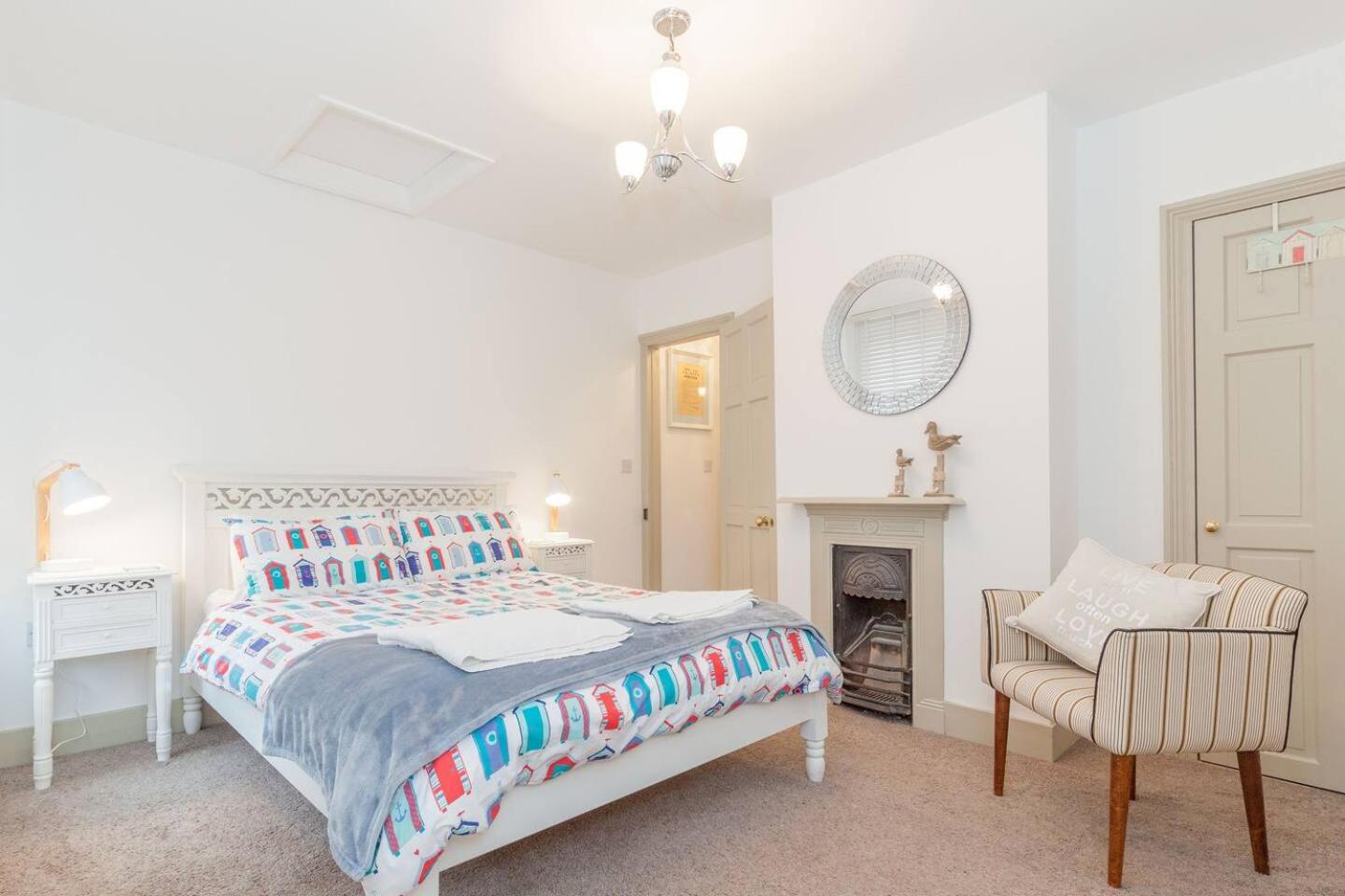 Two-Bedroom House photo 1