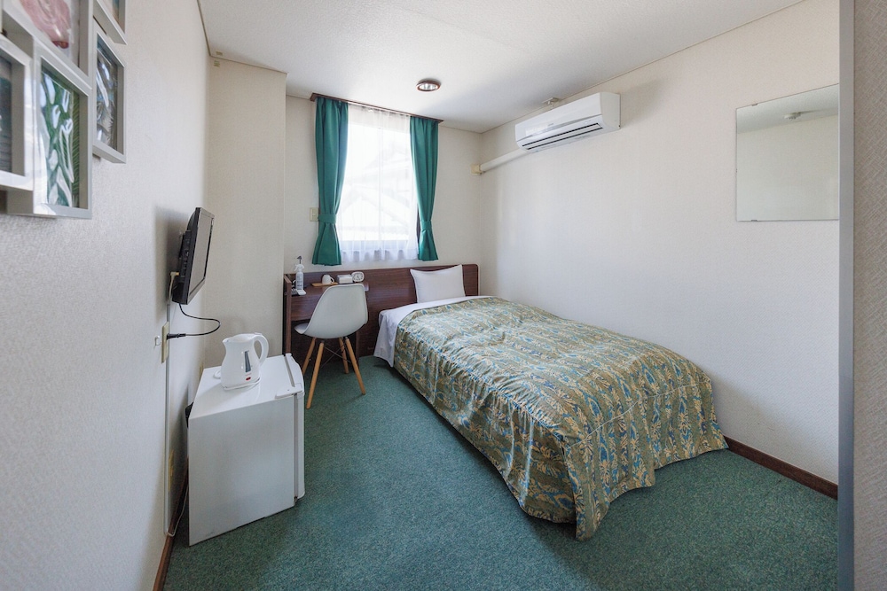 Single Room photo 3