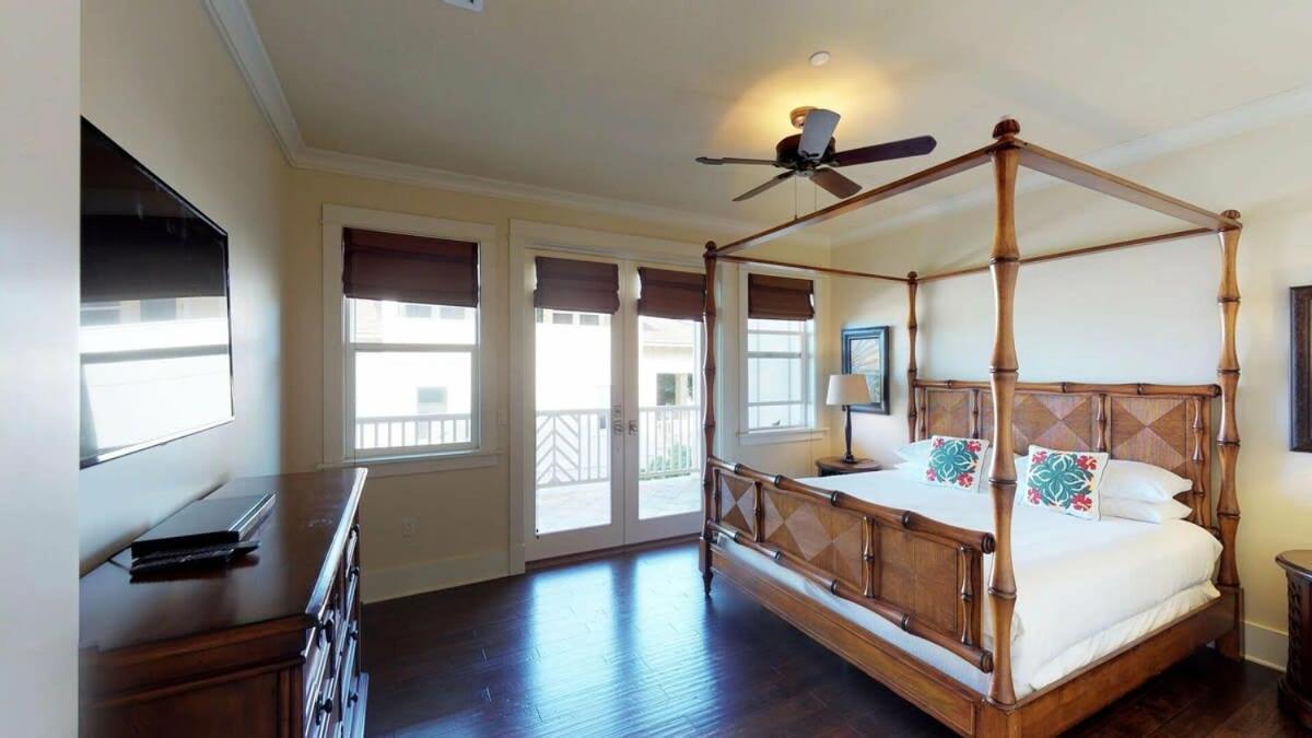 Villa photo 2