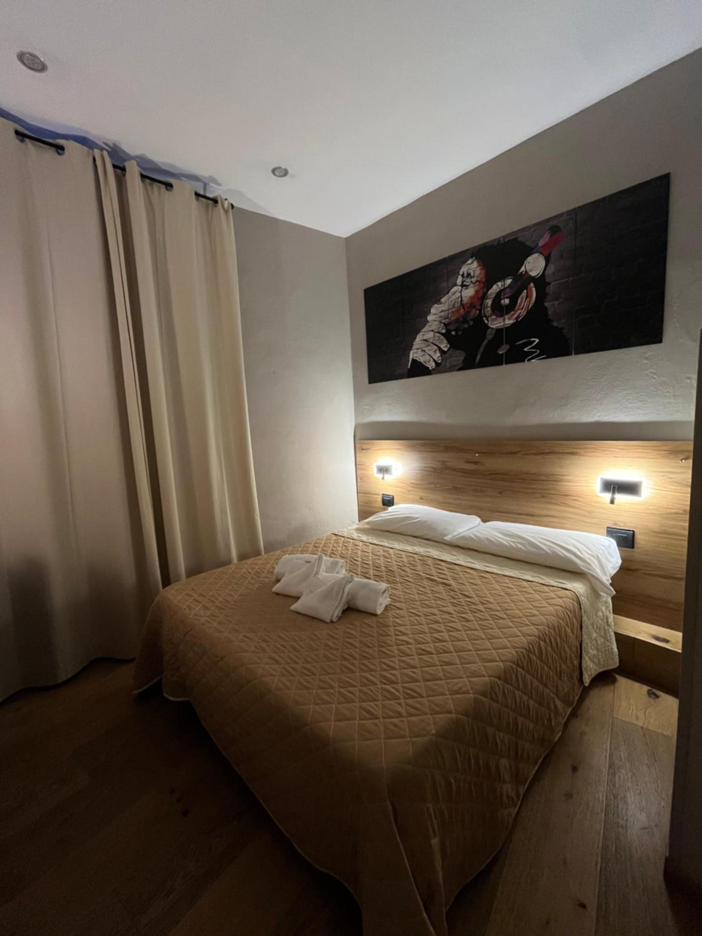 Superior Double Room - Photo 11