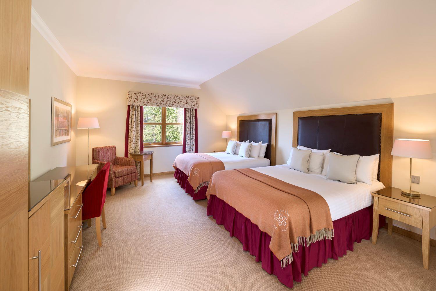 Deluxe Family Room