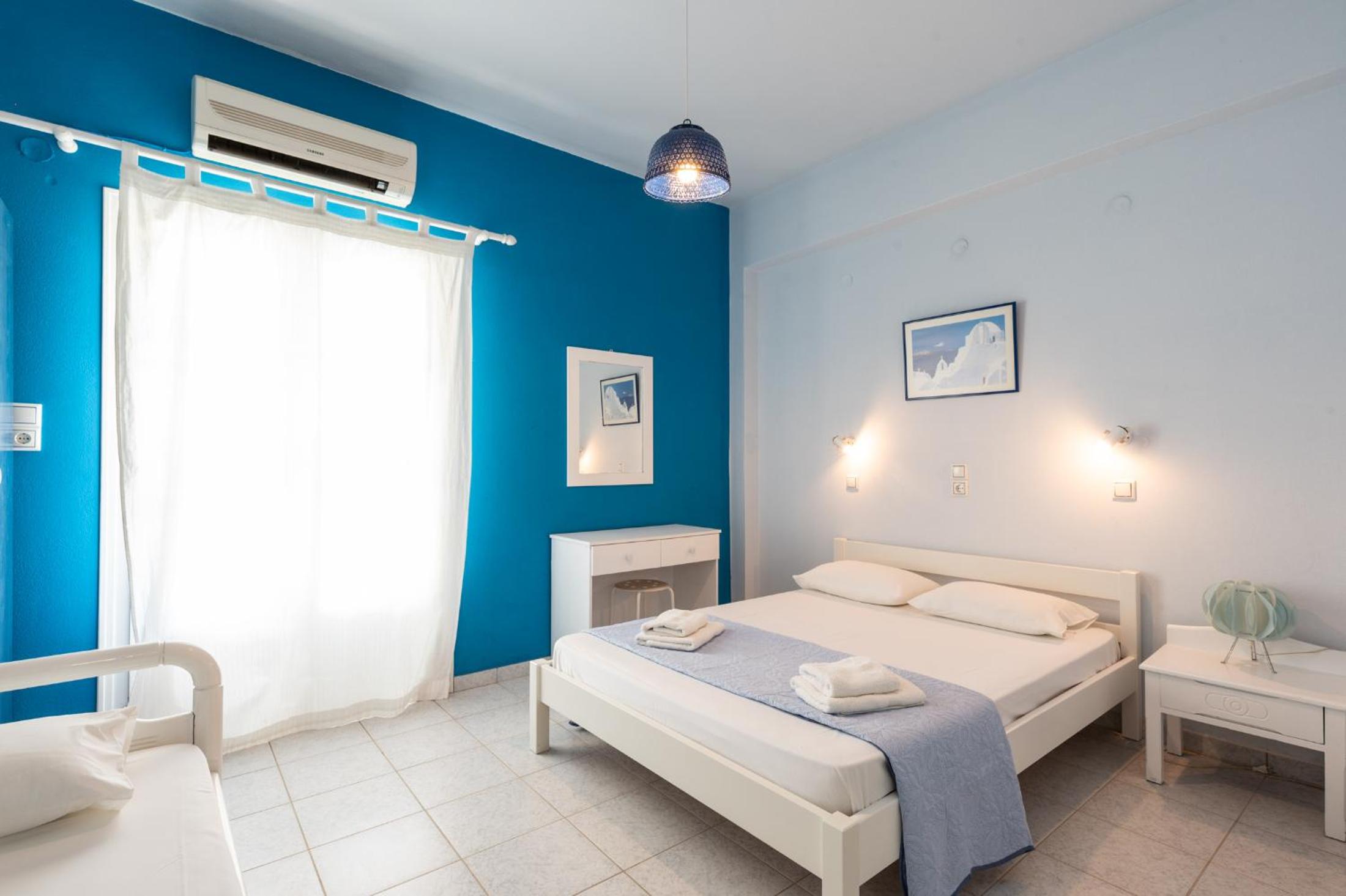 Triple Room with Sea View