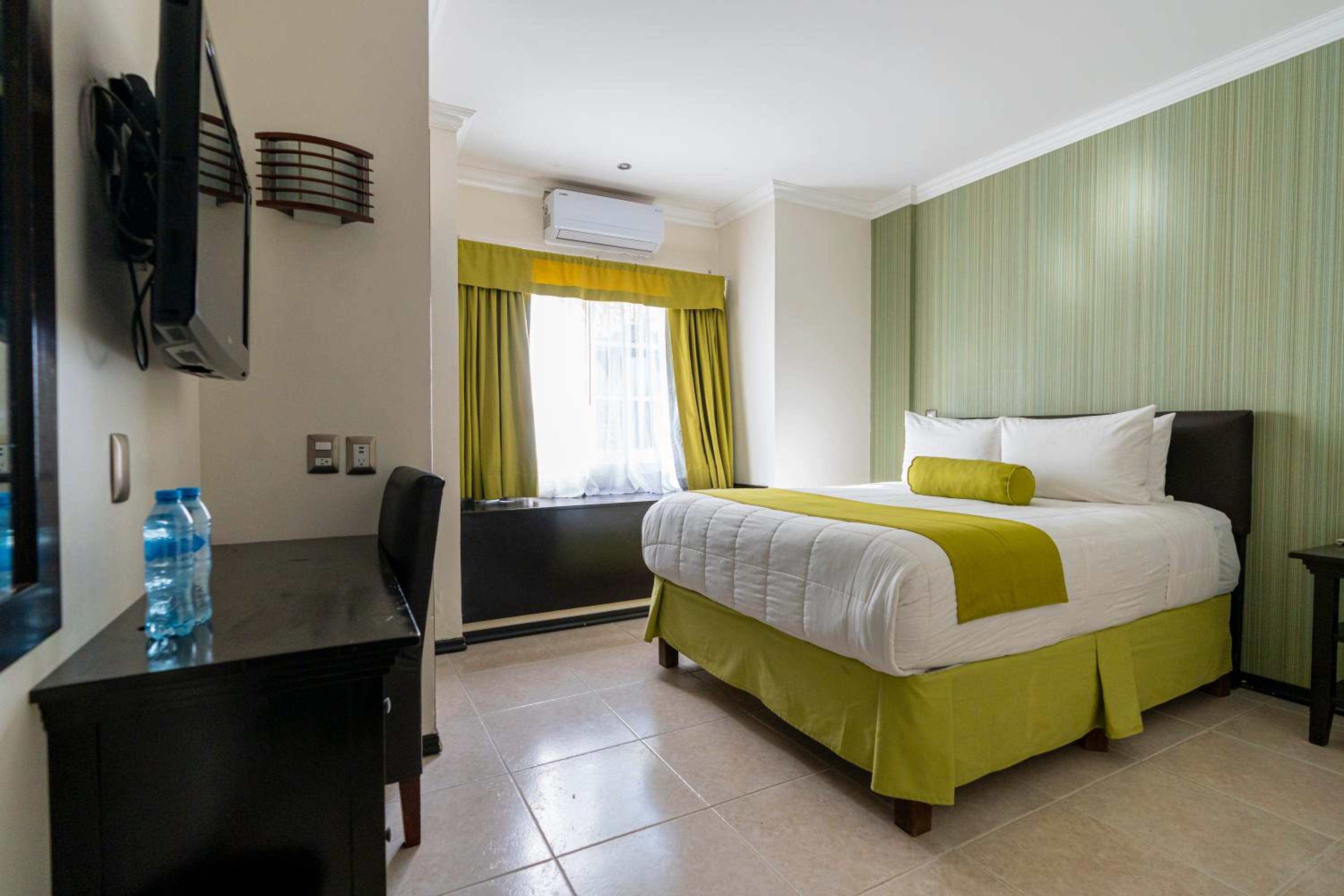 Standard  Room - Photo 2