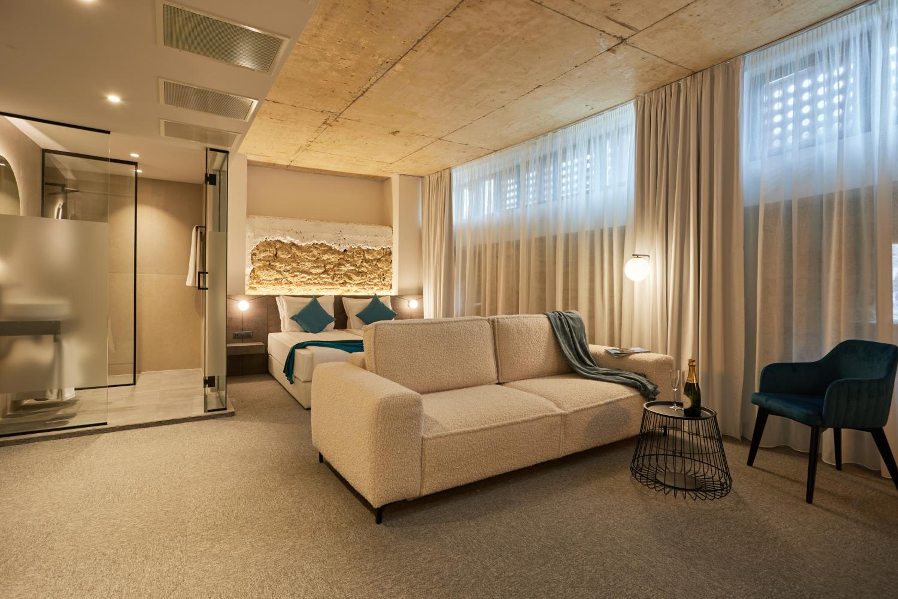 Suite with Garden View photo 1