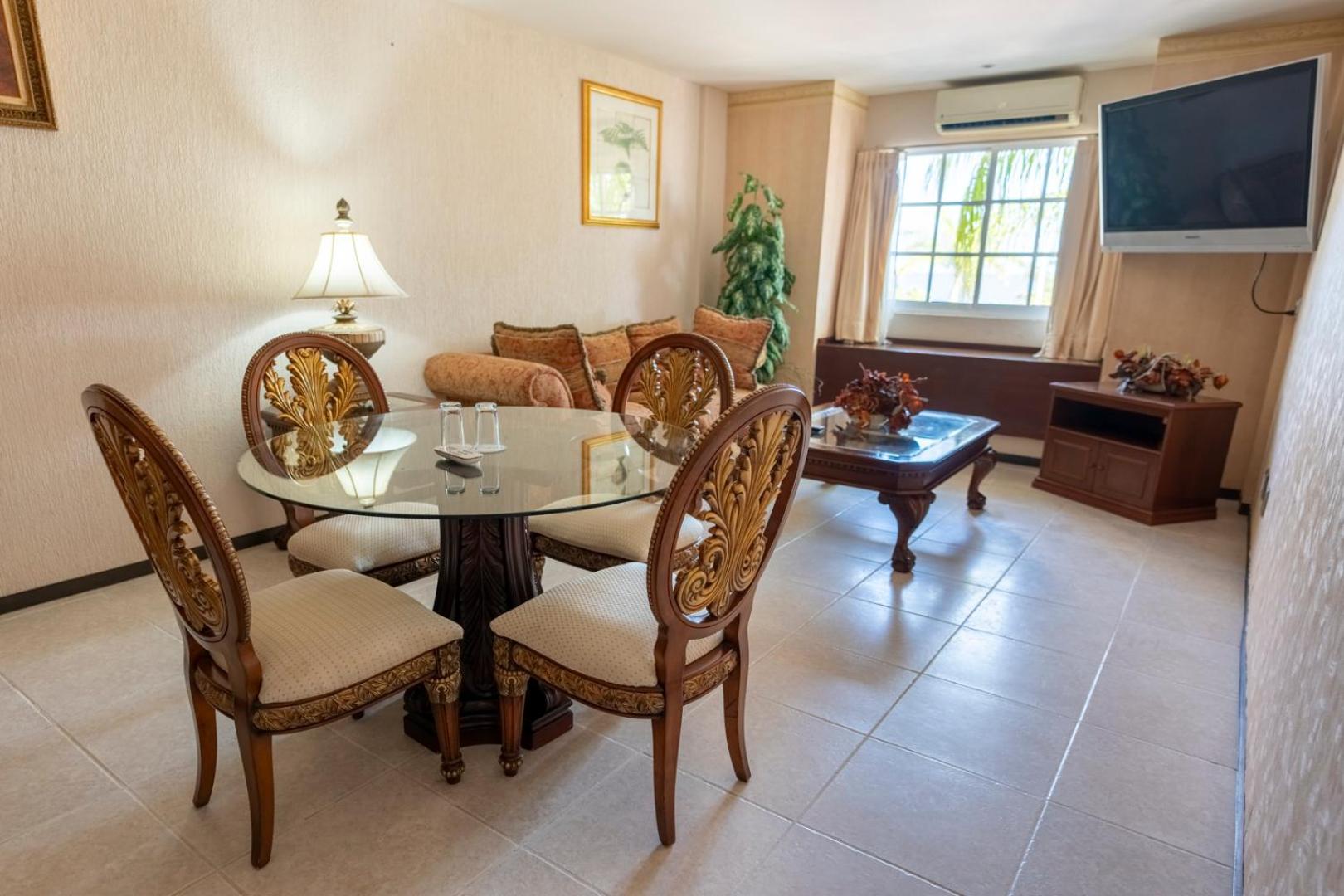 Junior Suite with Sea View - Photo 6