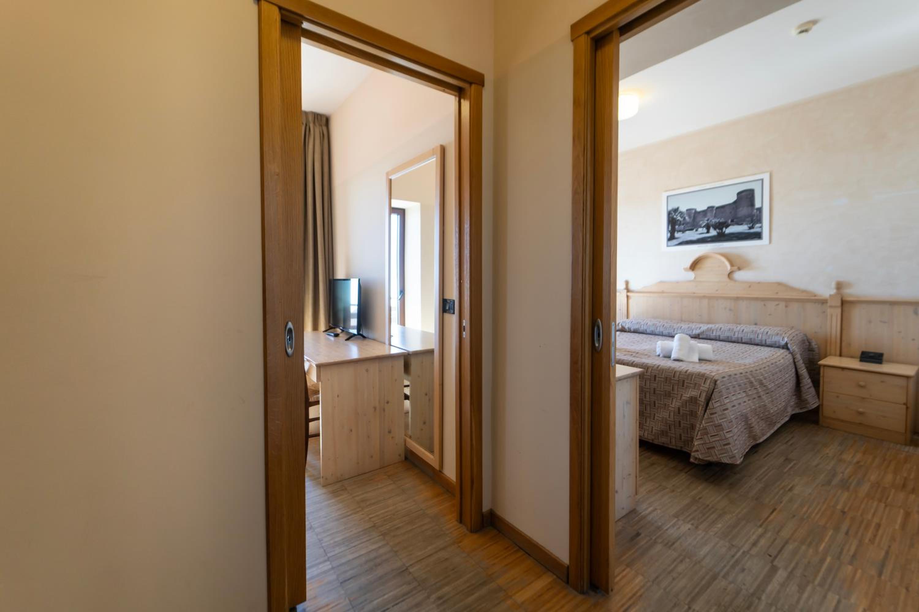 Quadruple Room with Terrace photo 2