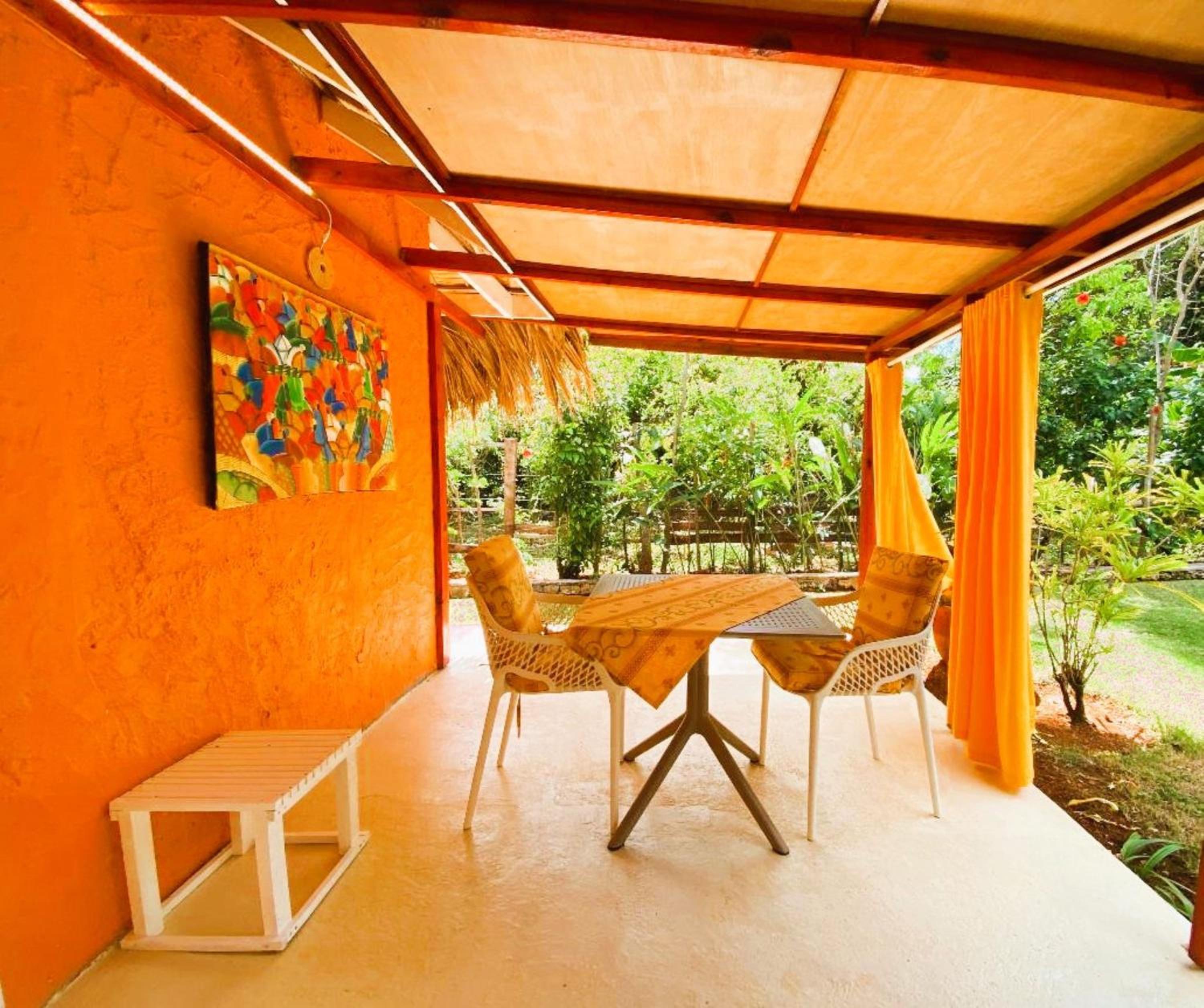 Mariposa One-Bedroom House photo 3