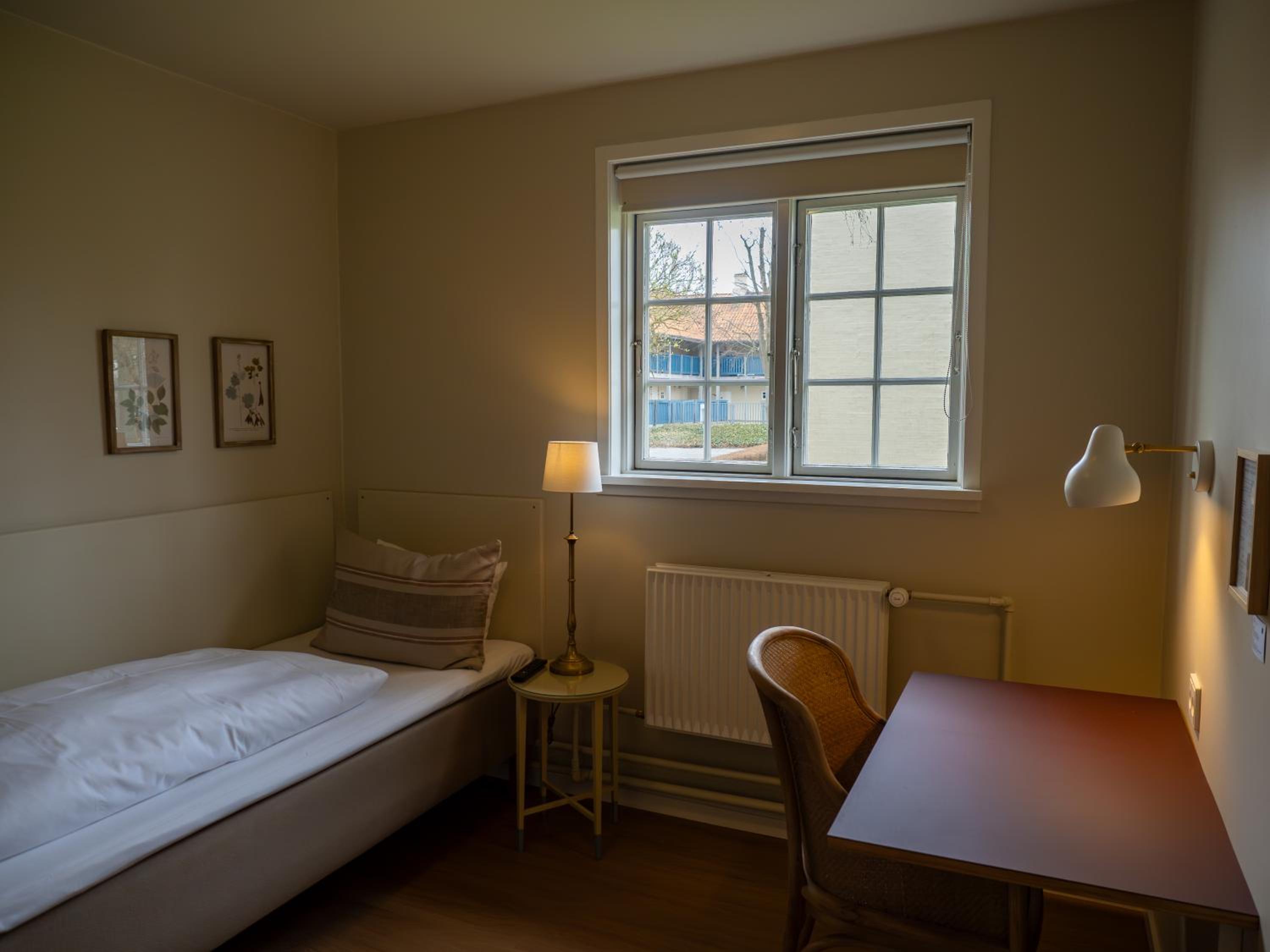 Small Single Room photo 1