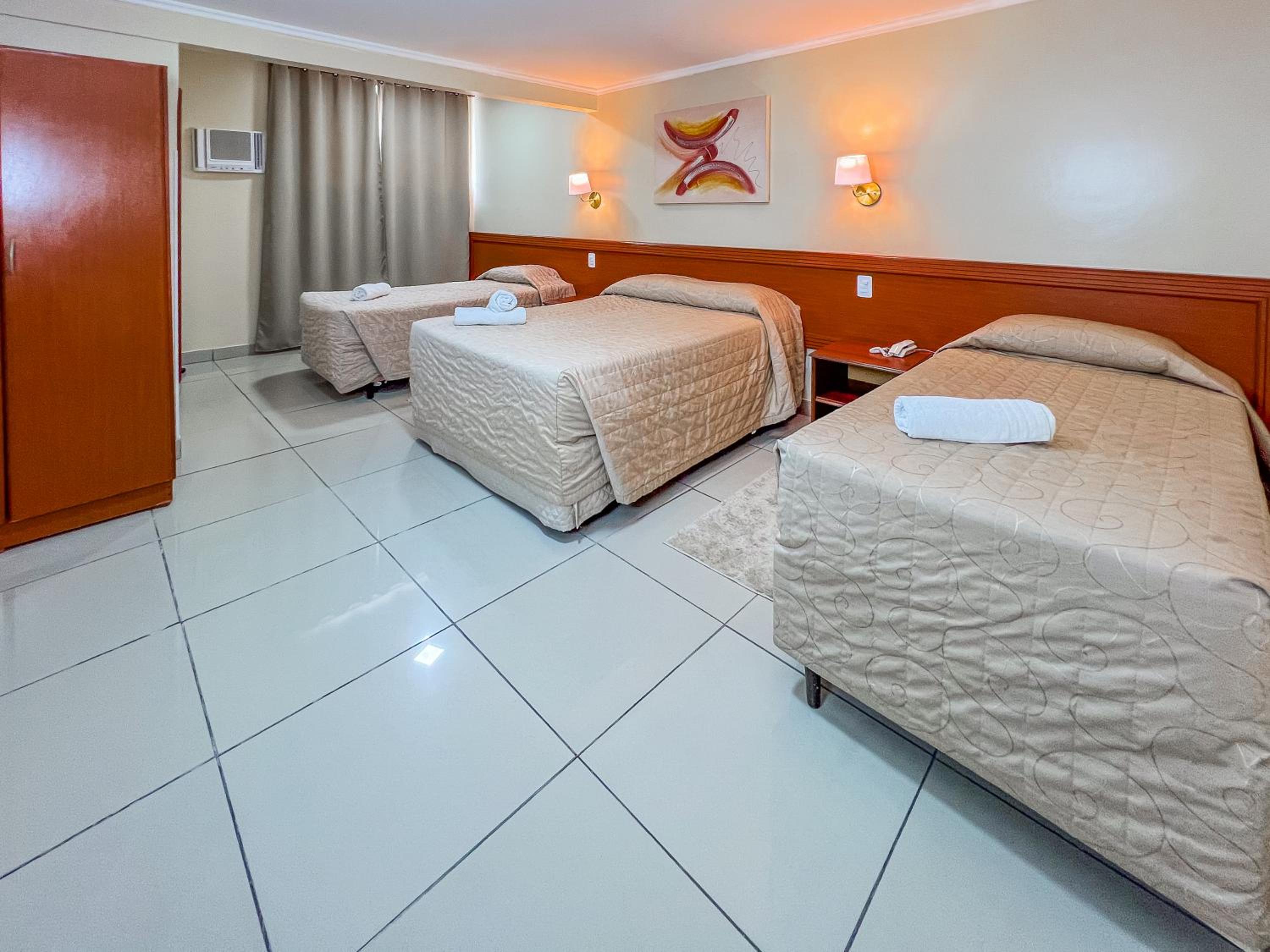 Economy Quadruple Room with Air Conditioner