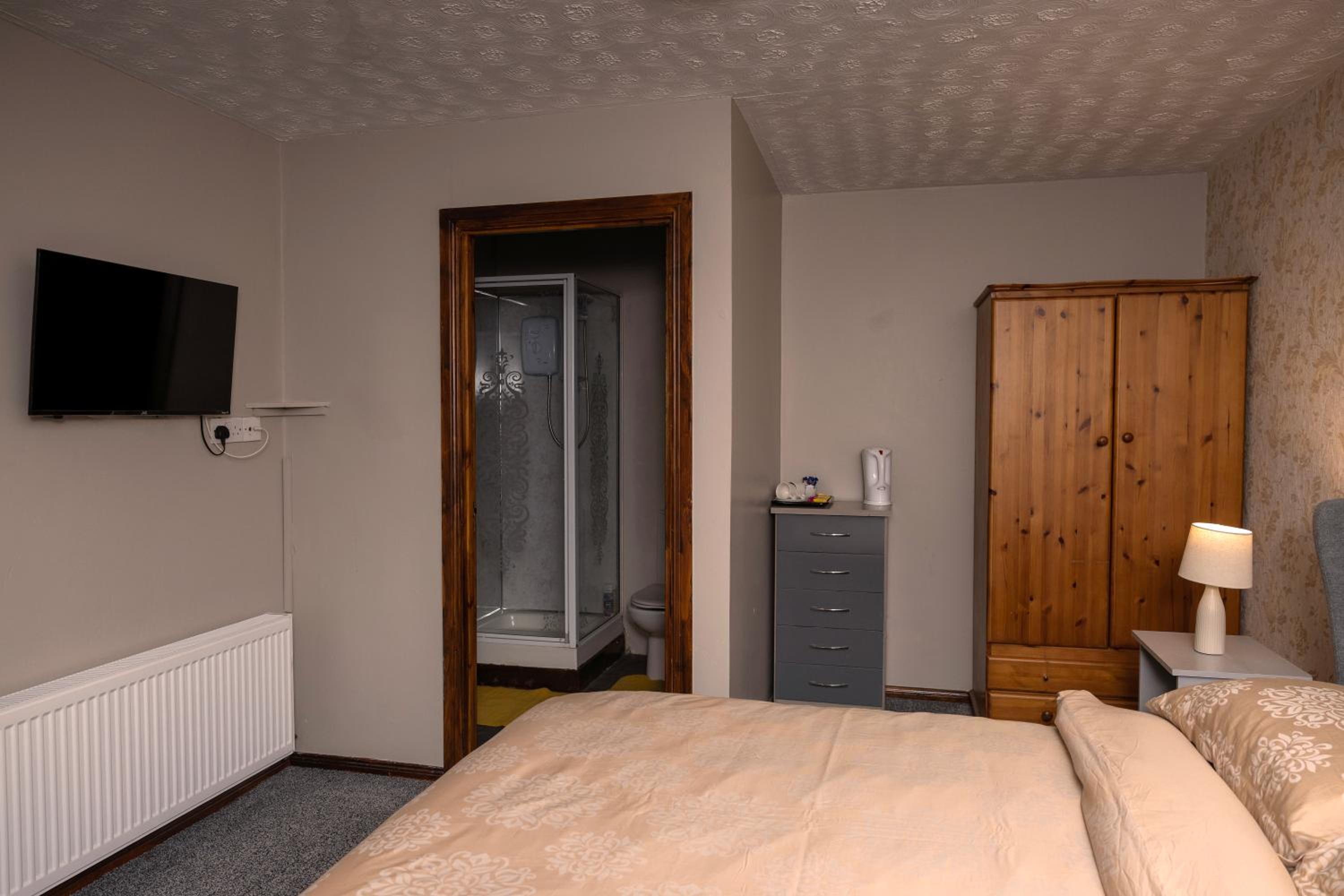 Budget Double or Twin Room photo 2