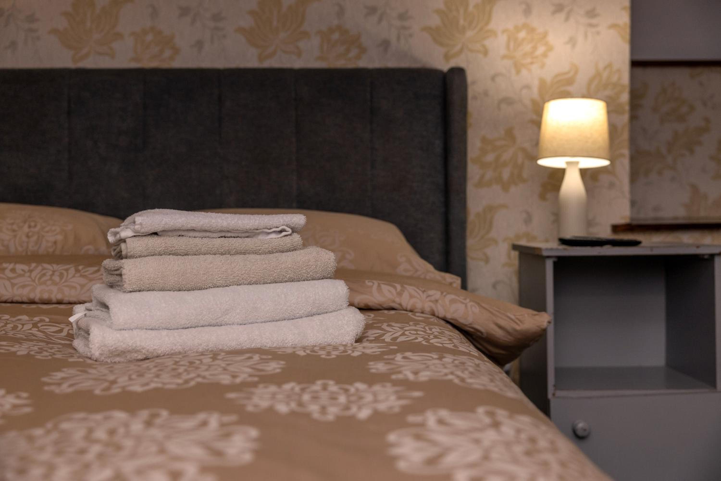 Budget Double Room photo 2