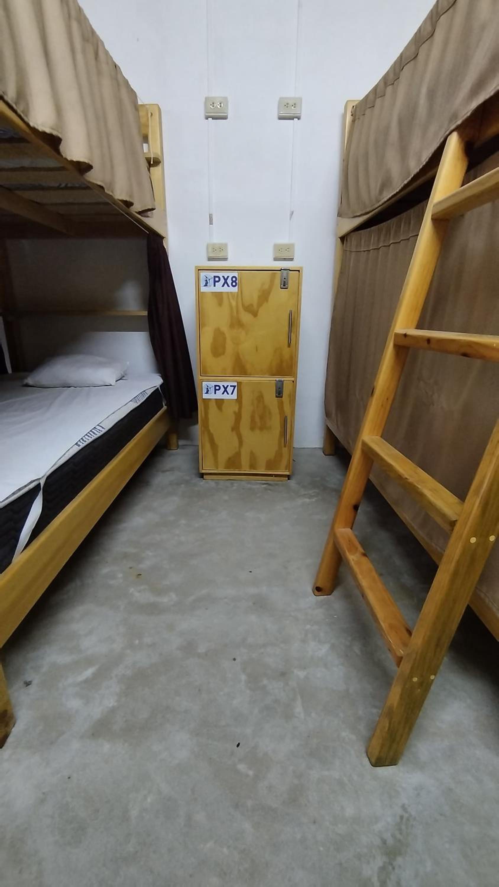 Single Bed In Mixed Dormitory Room photo 2