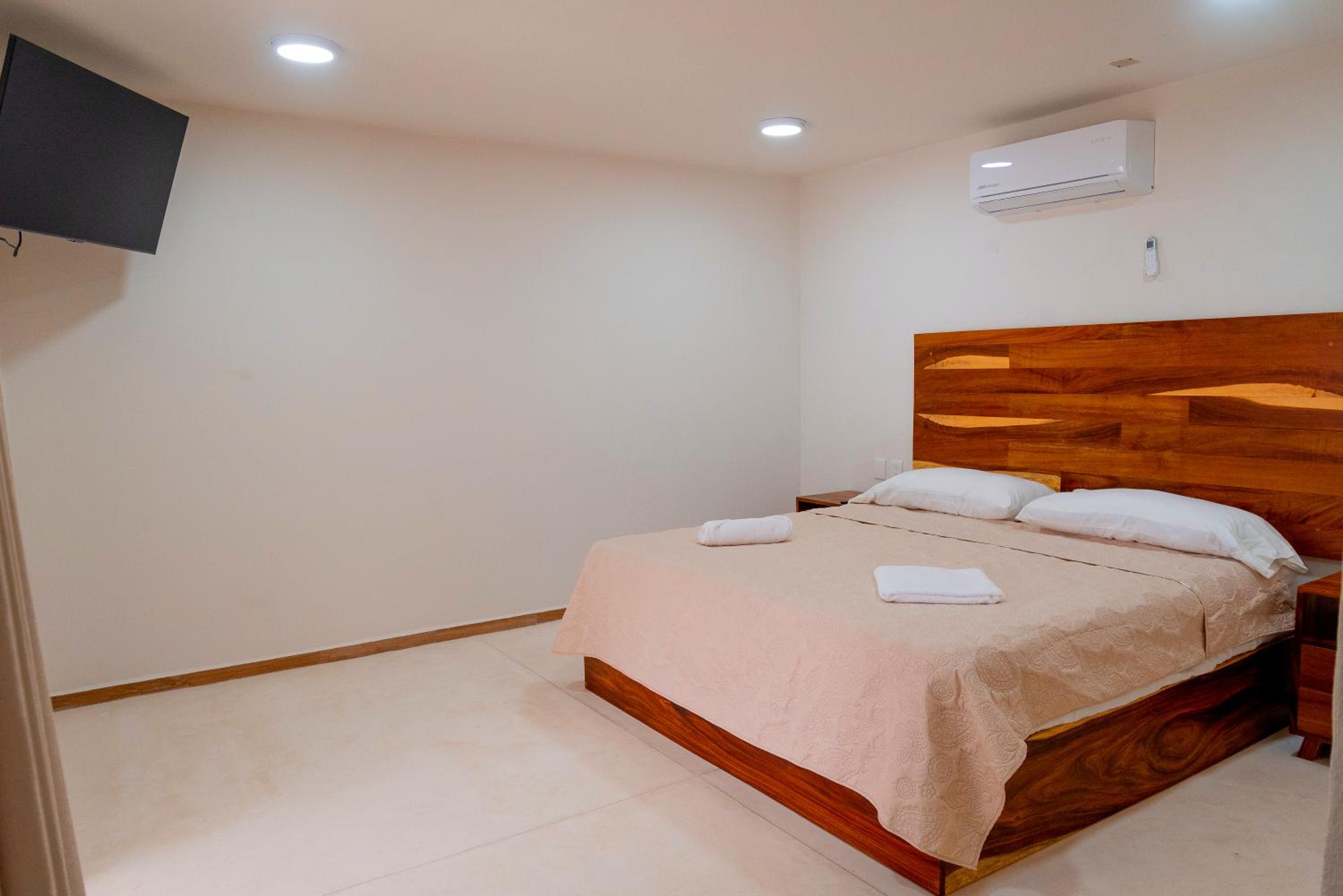 Suite photo 1