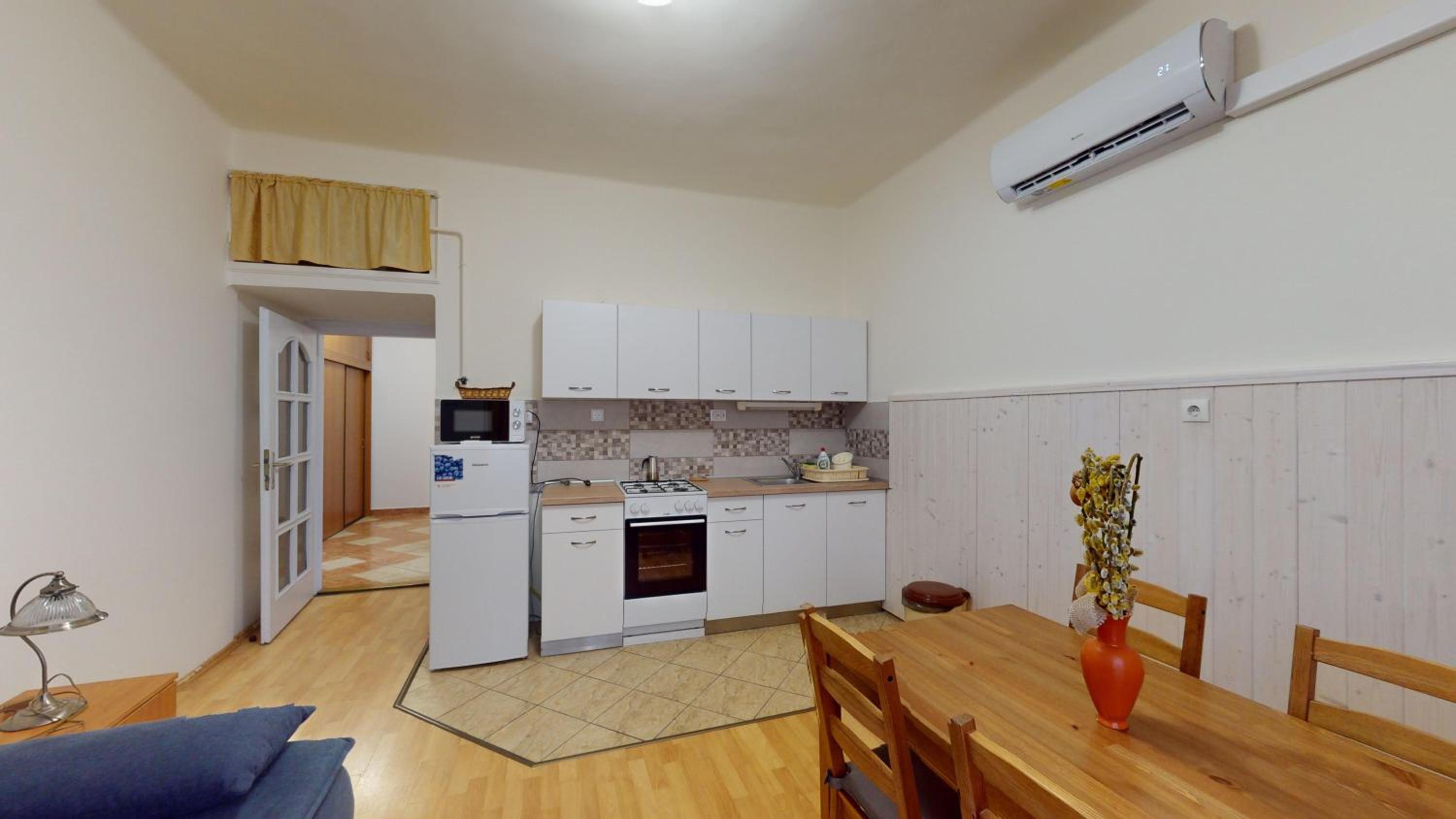 Apartment - Photo 13