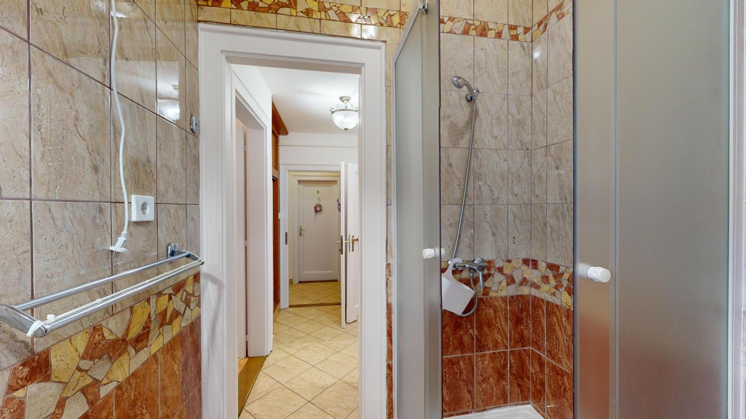 Apartment - Photo 29