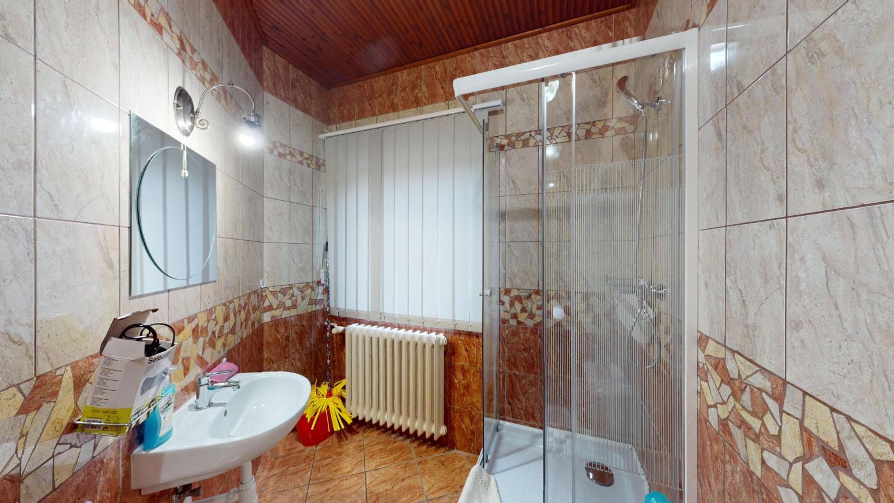 Apartment - Photo 31