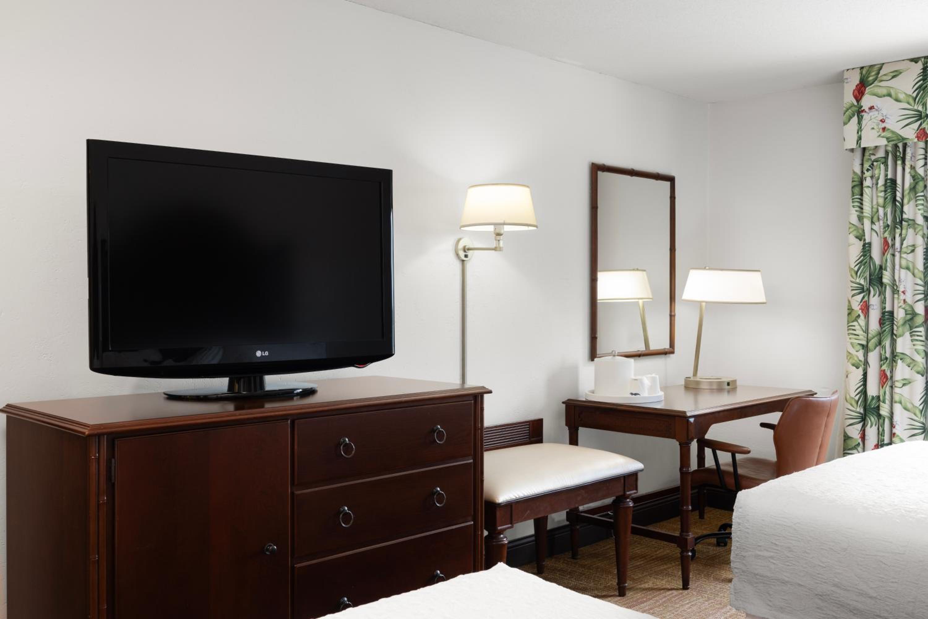 Double Room with Two Double Beds - Photo 7