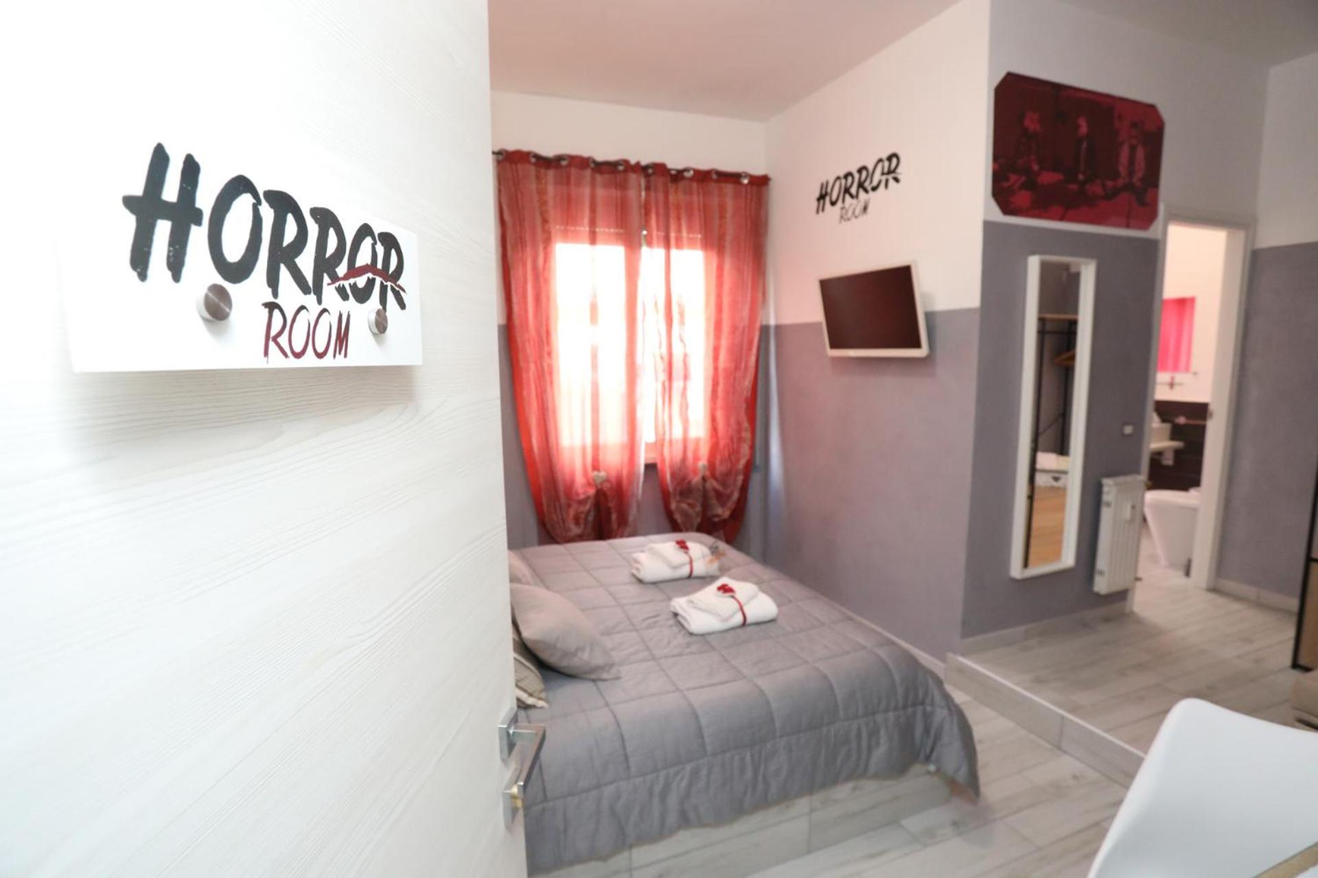 King Room with Balcony