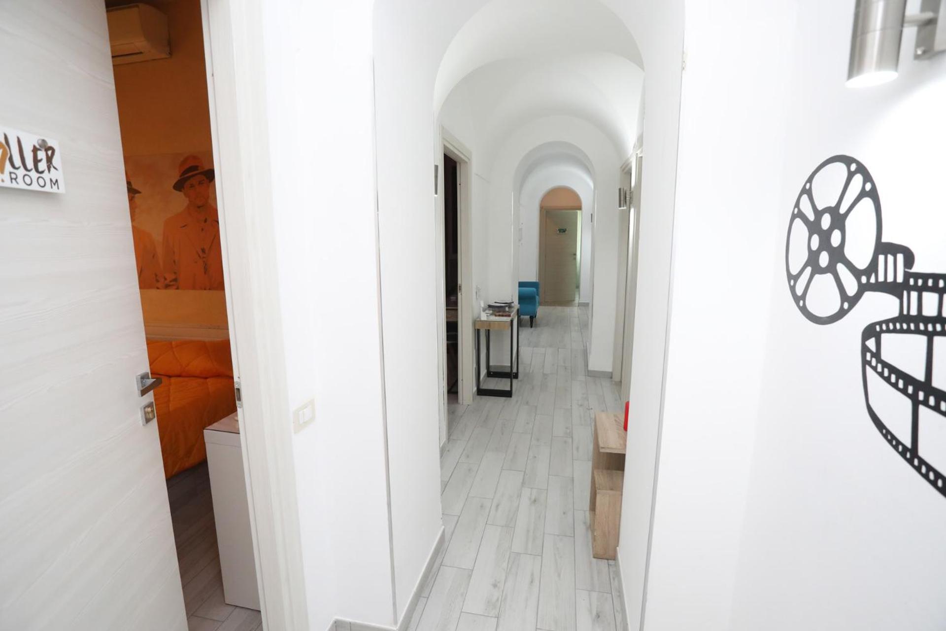 Family Room with Private Bathroom photo 3