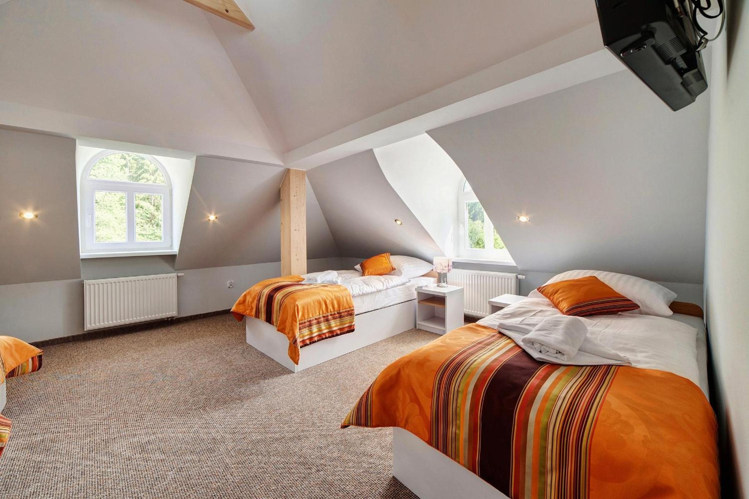 Triple Room