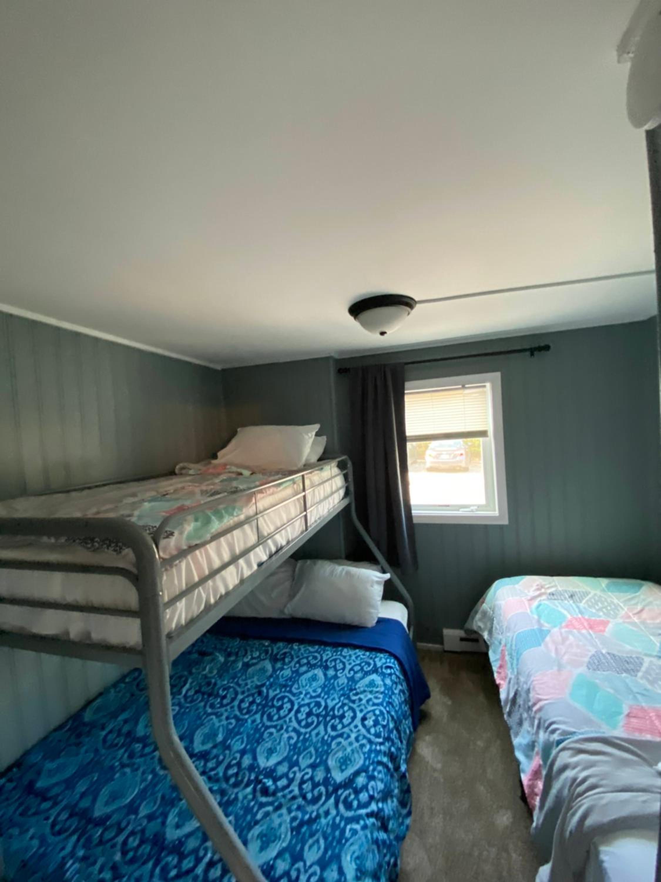 Two-Bedroom Apartment Unit 4 photo 1