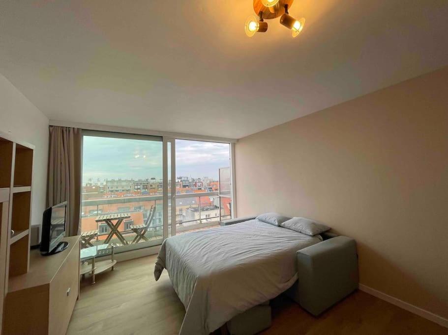 Studio Apartment with Sea View photo 1