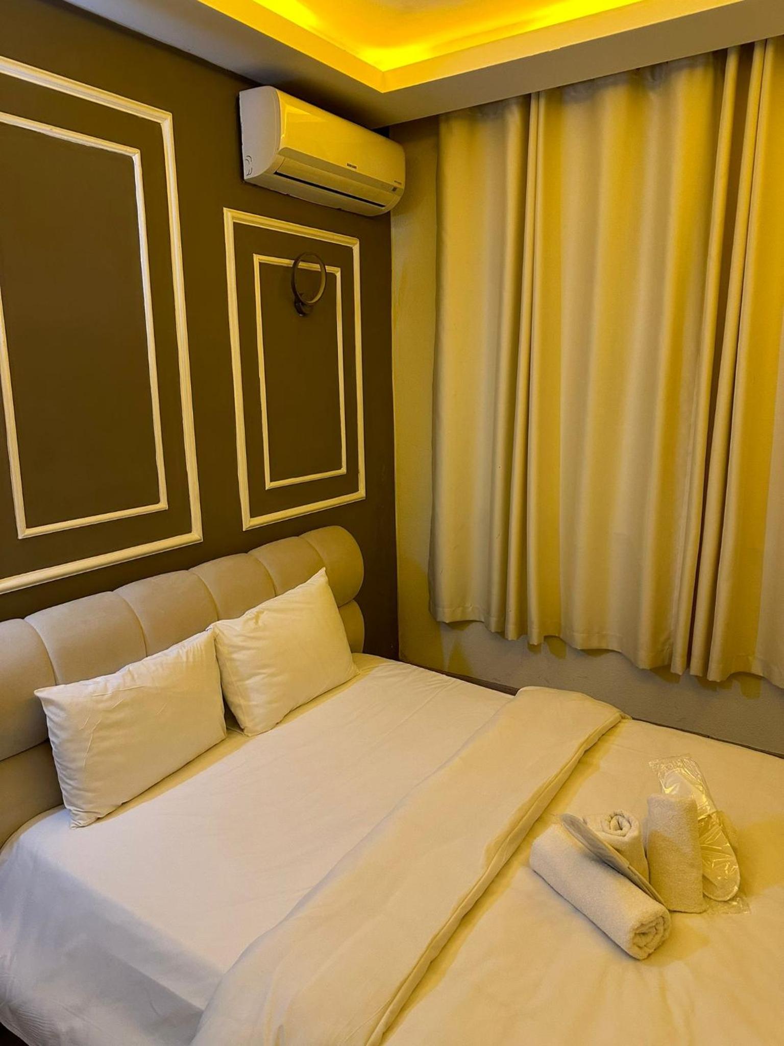 Deluxe Double Room With Shower