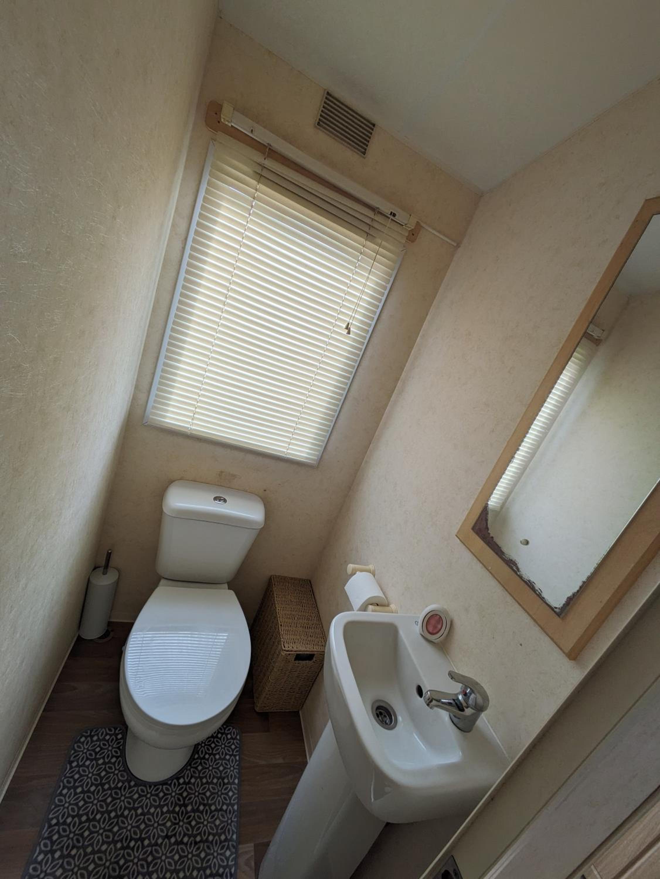 Three-Bedroom House photo 2
