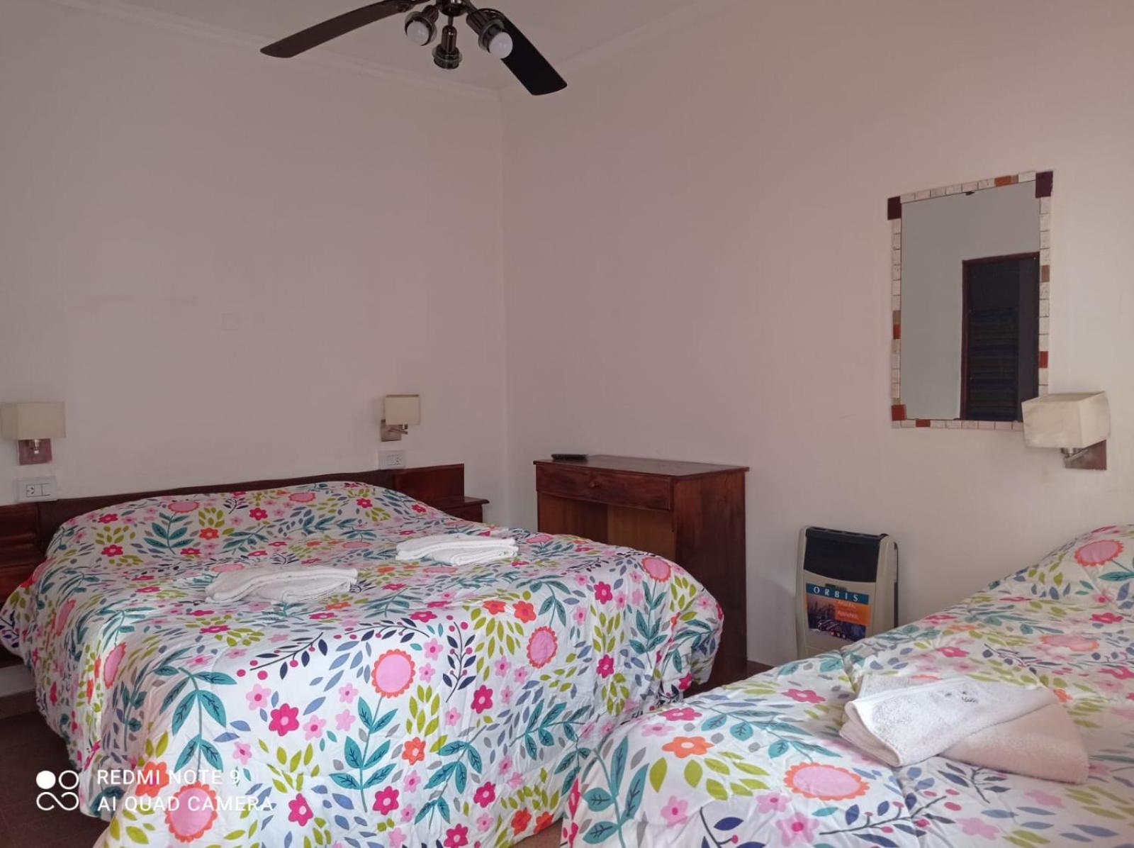 Triple Room With Private Bathroom photo 3