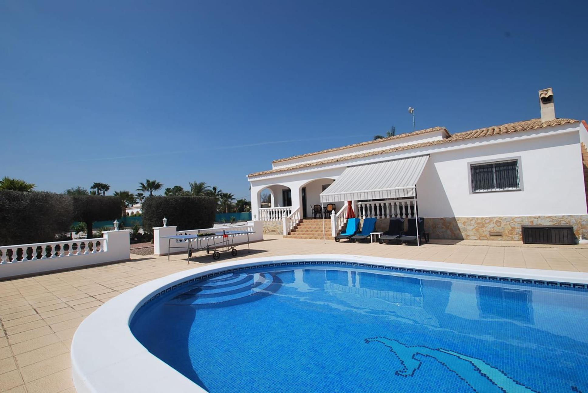Villa photo 3