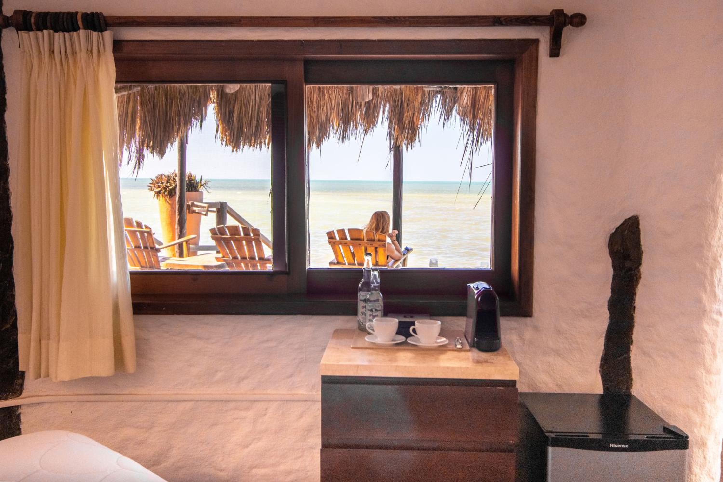 Bungalow with Sea View - Photo 8
