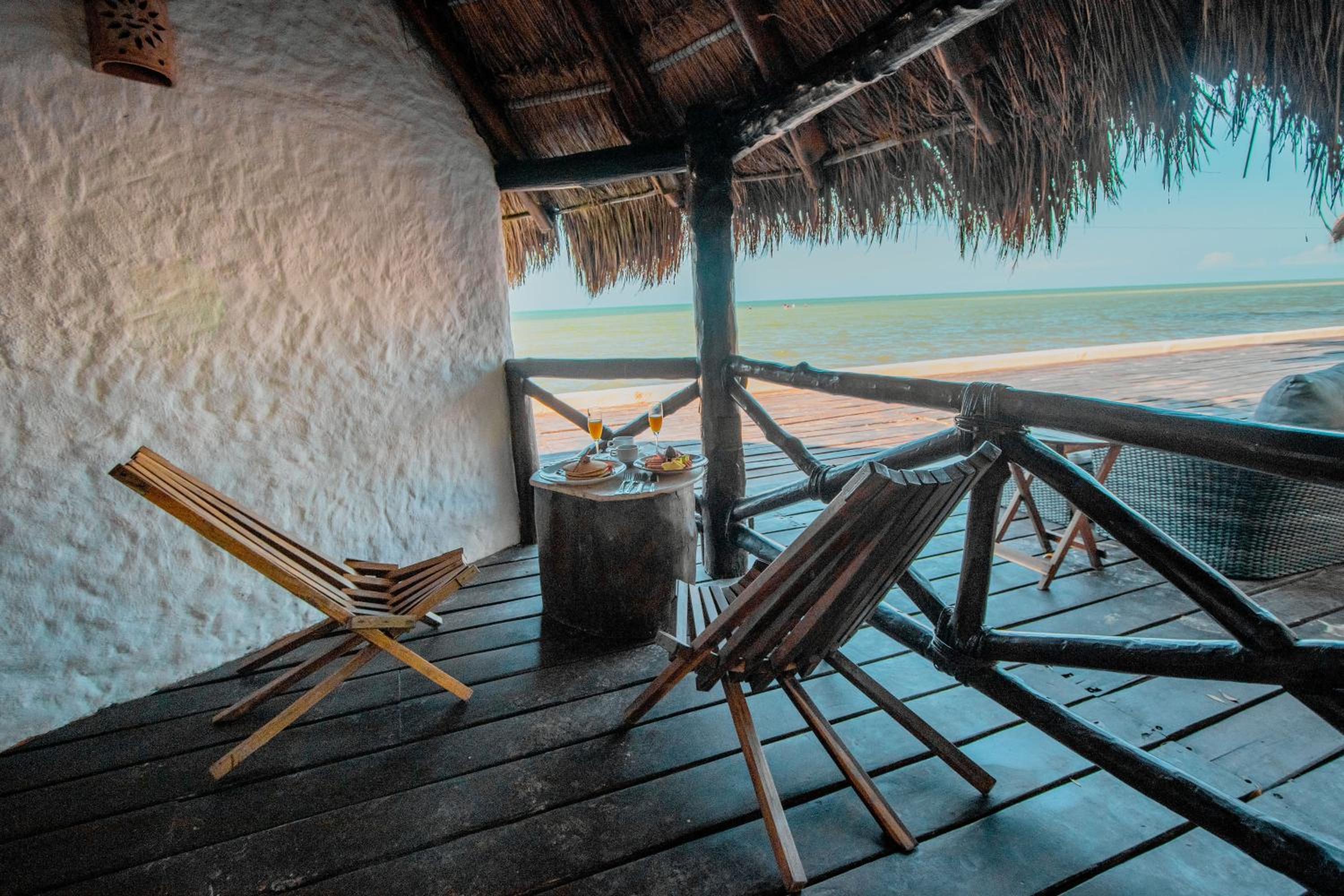 Bungalow with Sea View - Photo 9