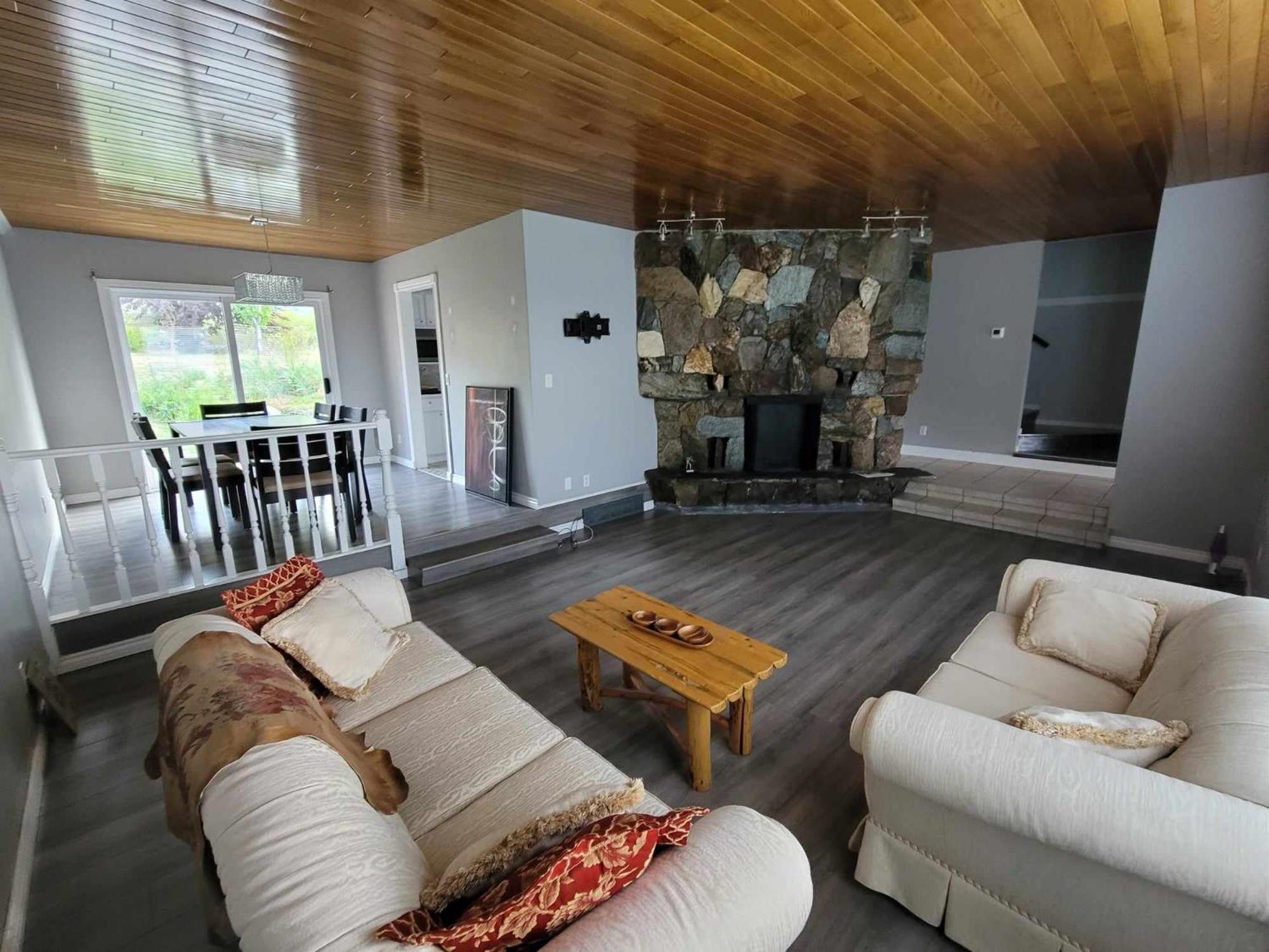 Three-Bedroom House photo 1