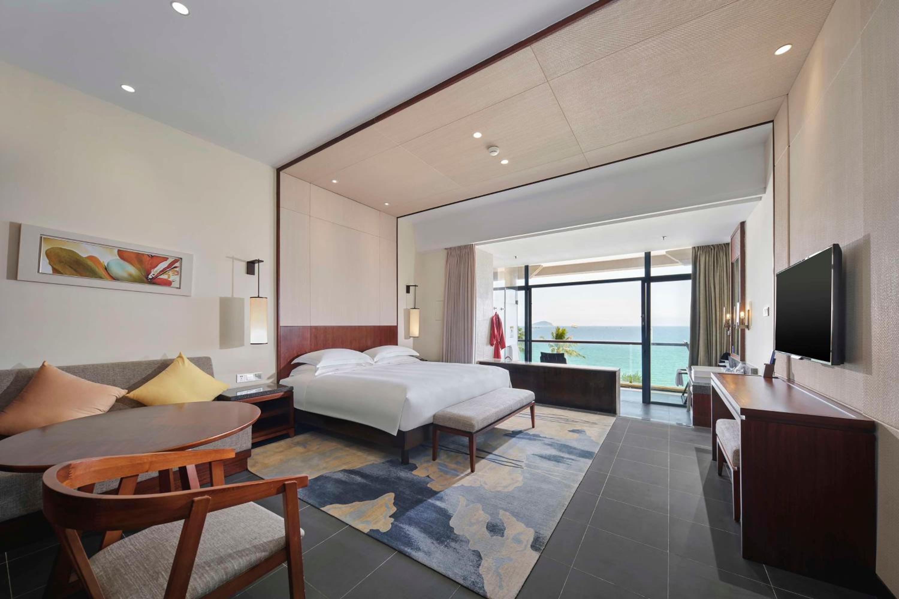 King Beach Front Room - Photo 2