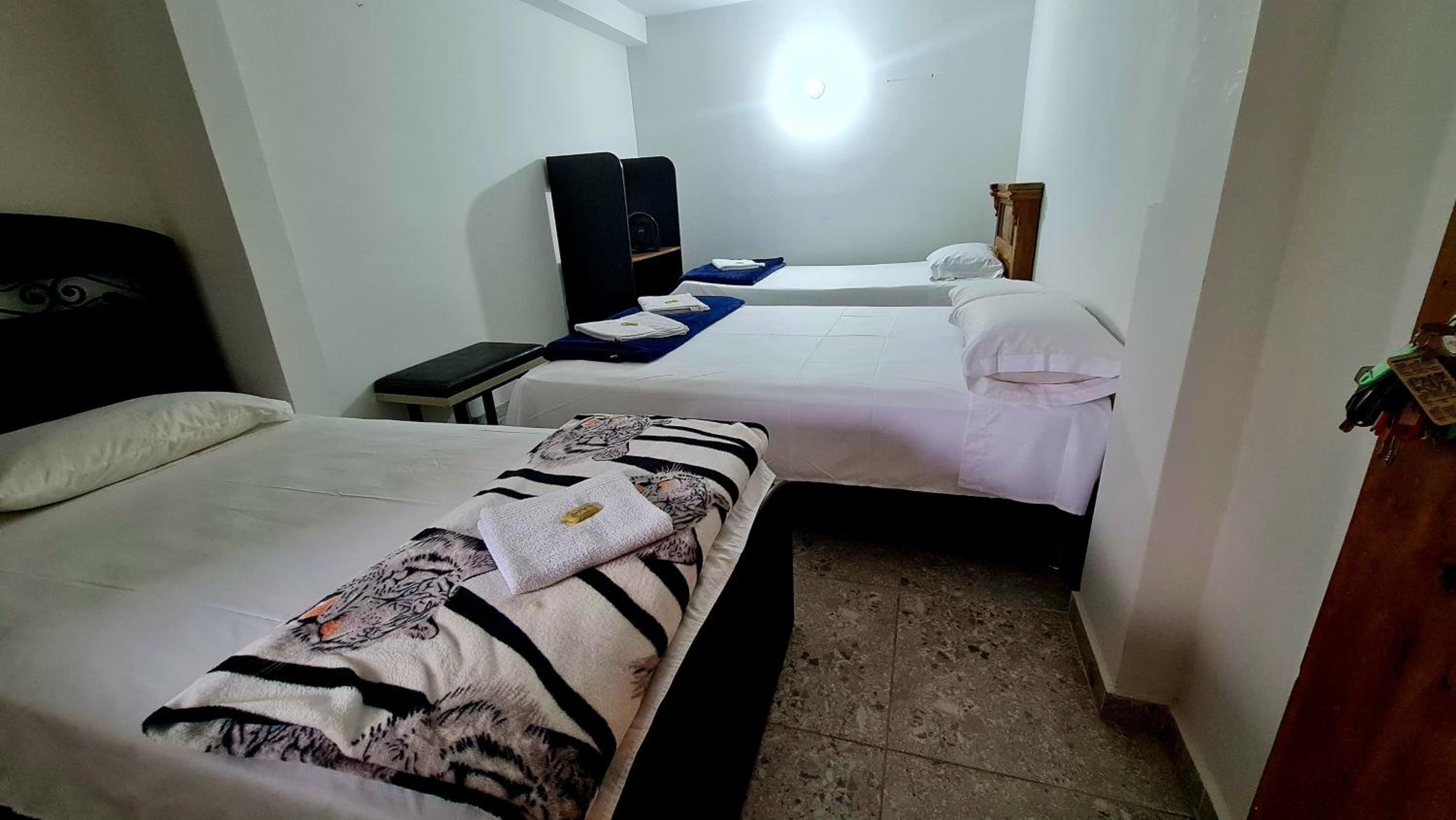 Quadruple Room with Private External Bathroom photo 1