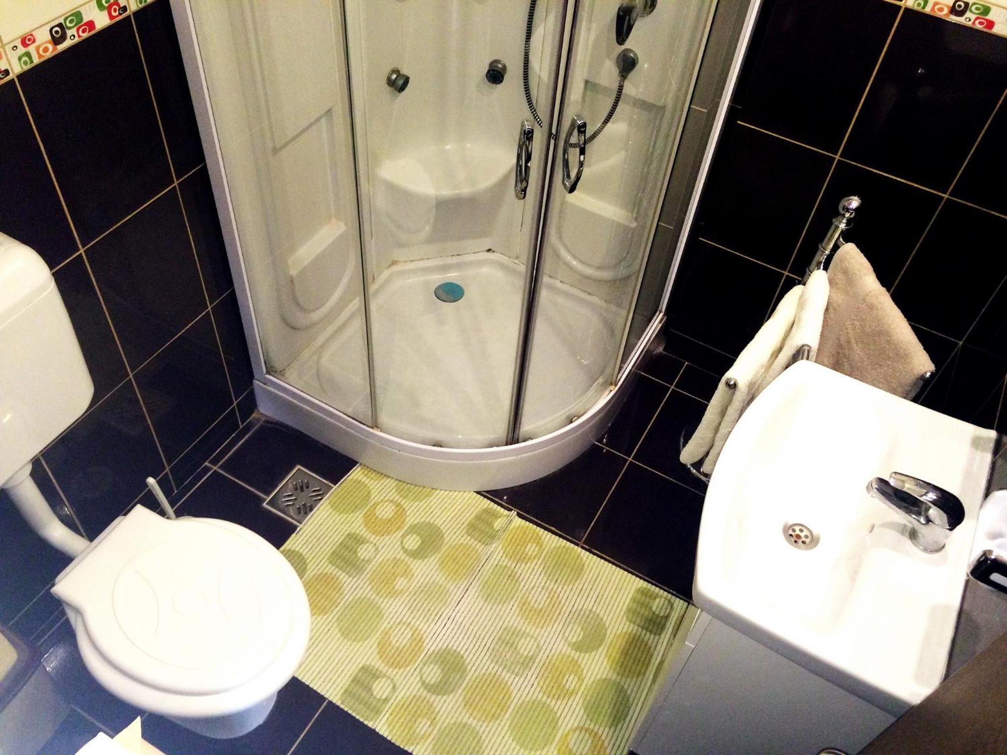 Double Room - Photo 3