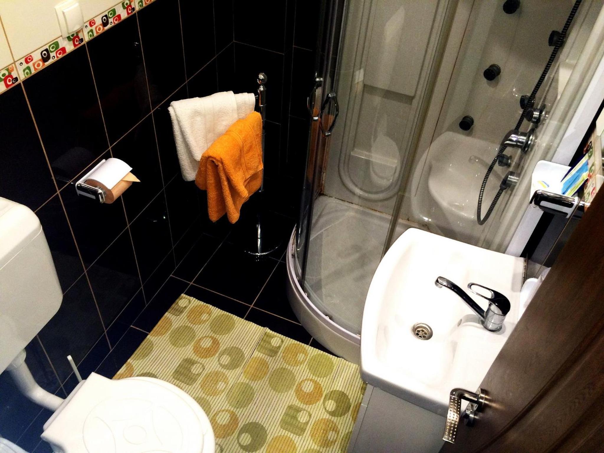 Double Room - Photo 6