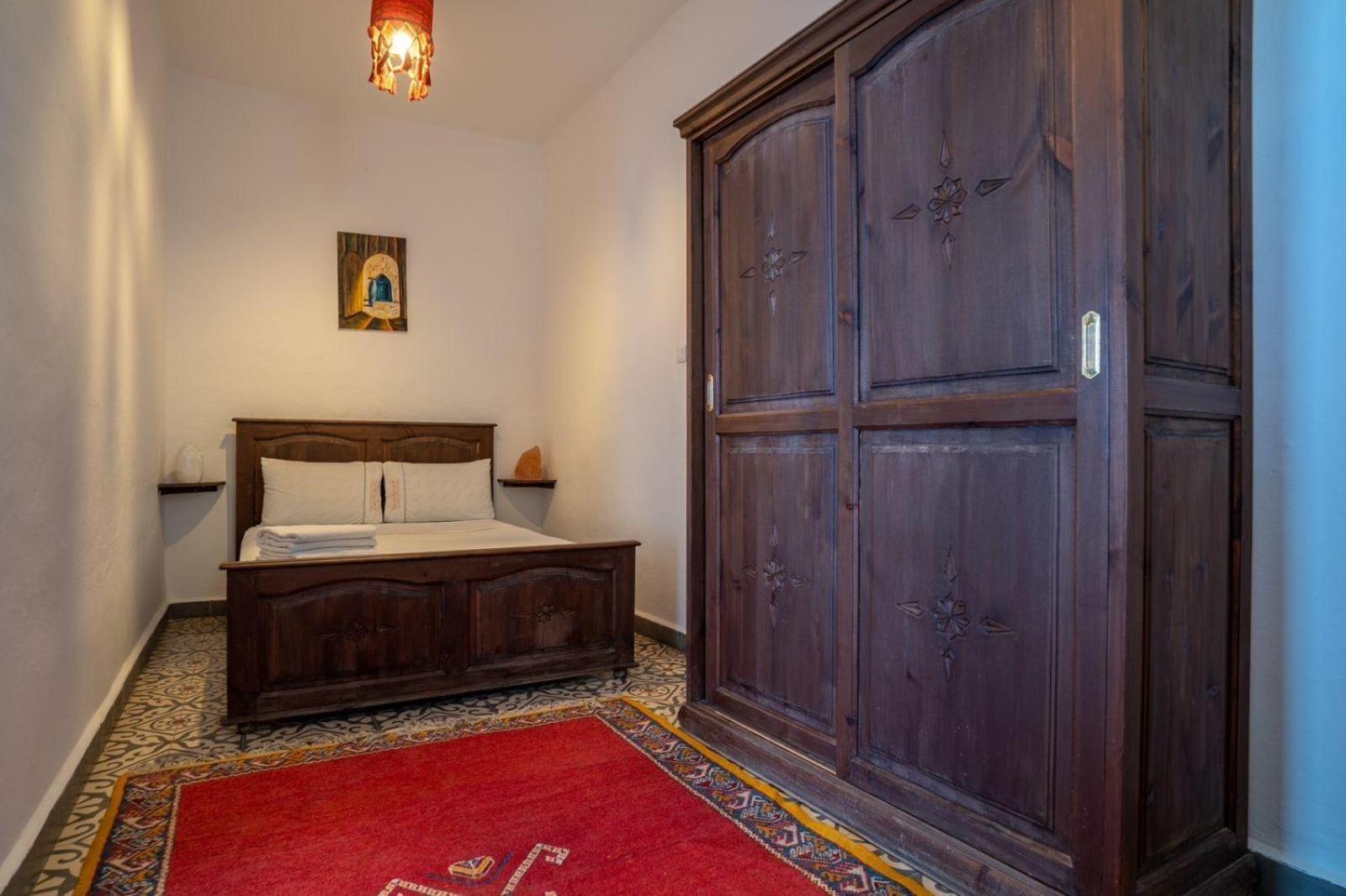 Standard Double Room Private Bathroom - Photo 1