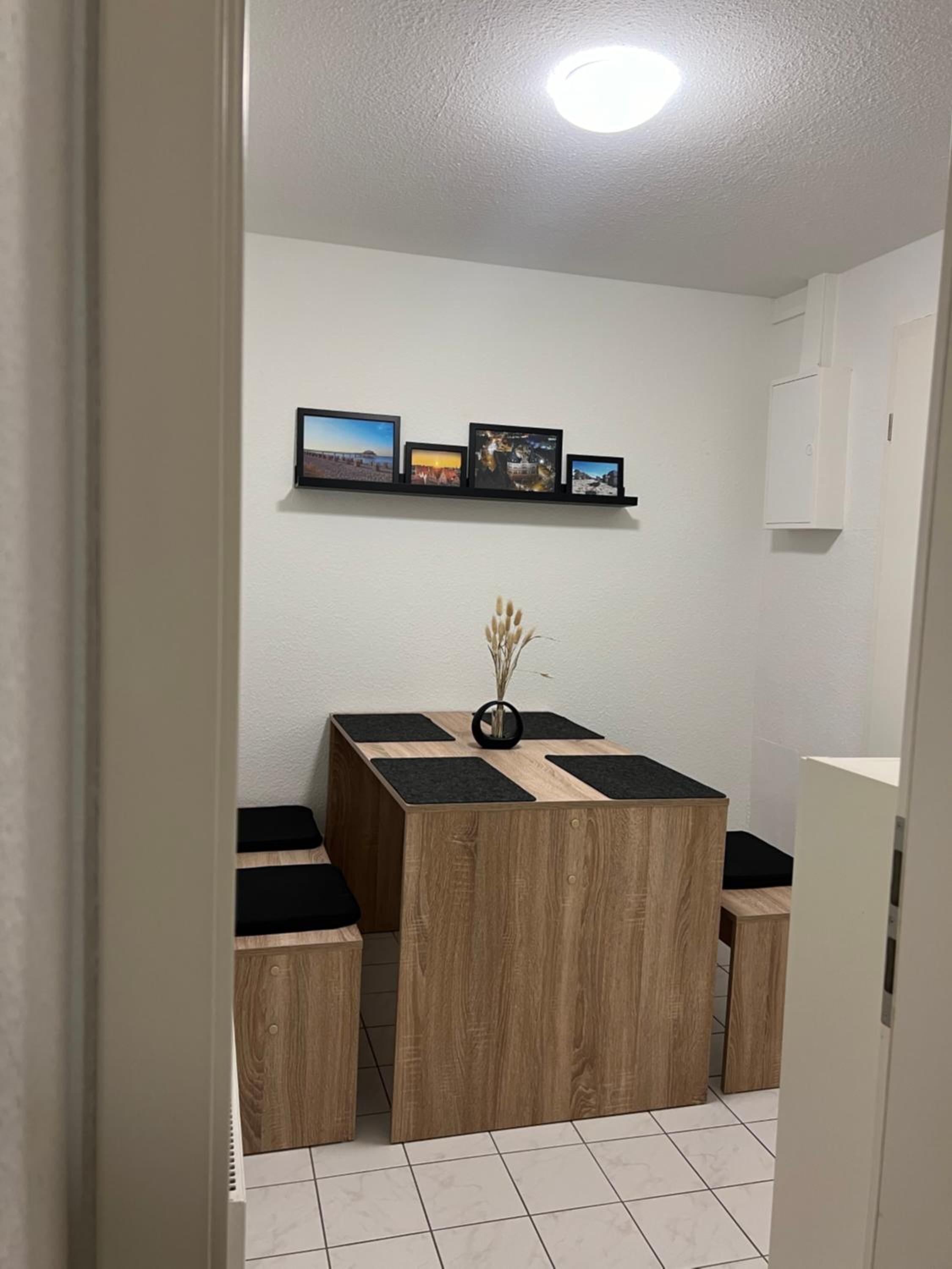 One-Bedroom Apartment photo 2