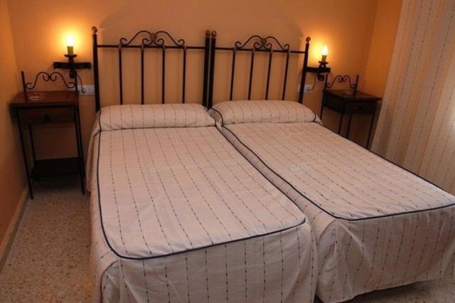 Double or Twin Room photo 3