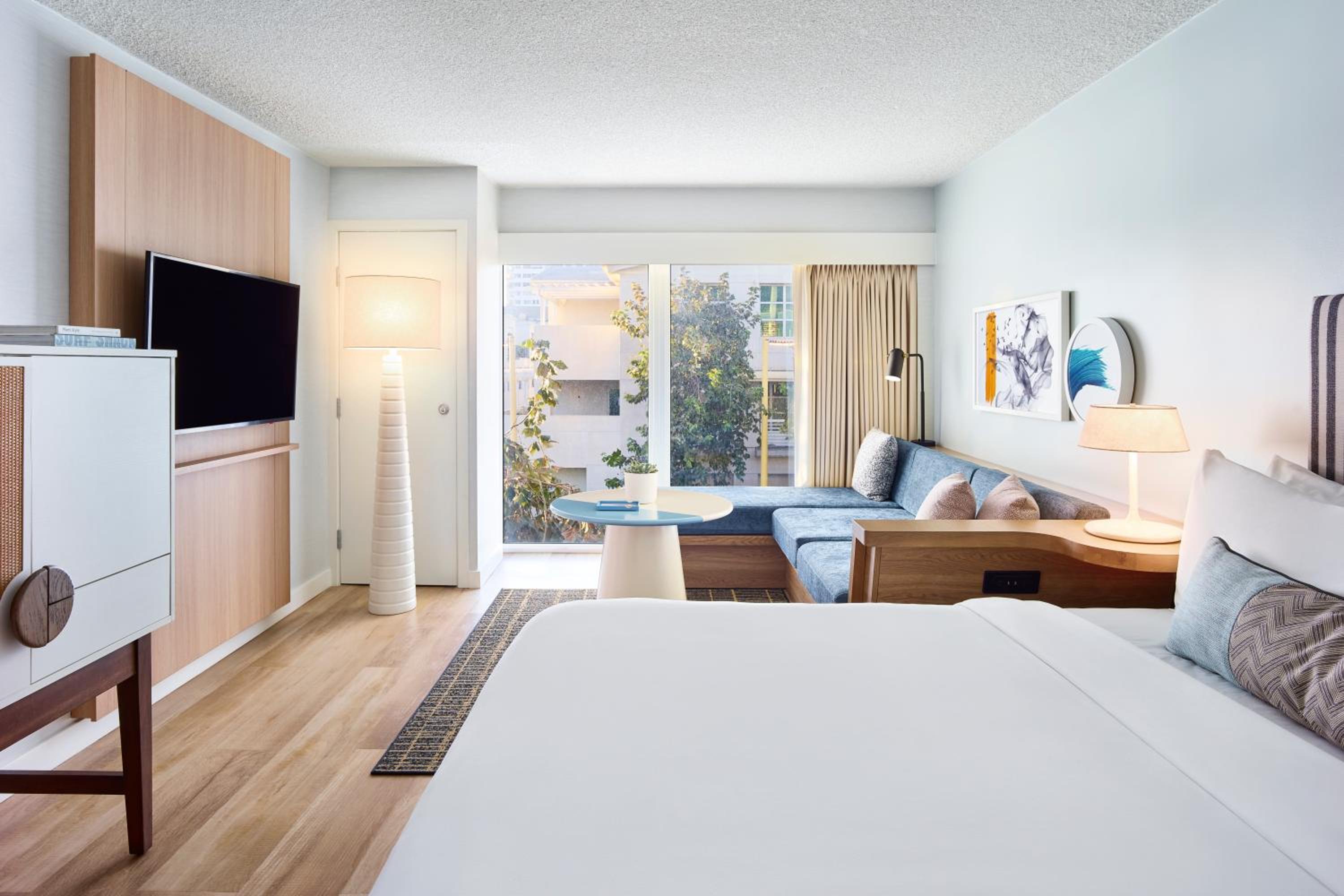 Standard King Room
