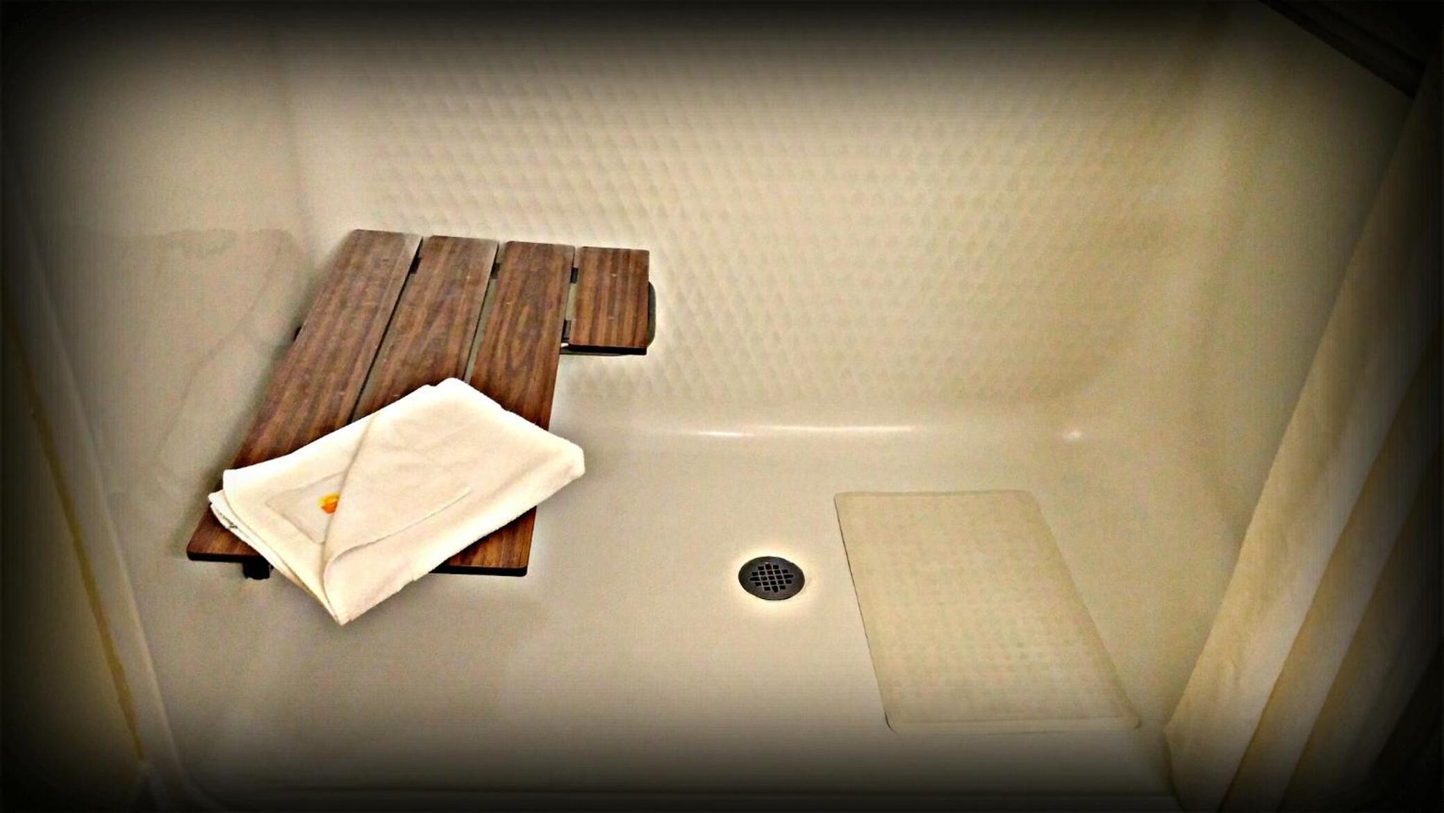 Queen Room with Two Queen Beds - Disability Access/Non-Smoking