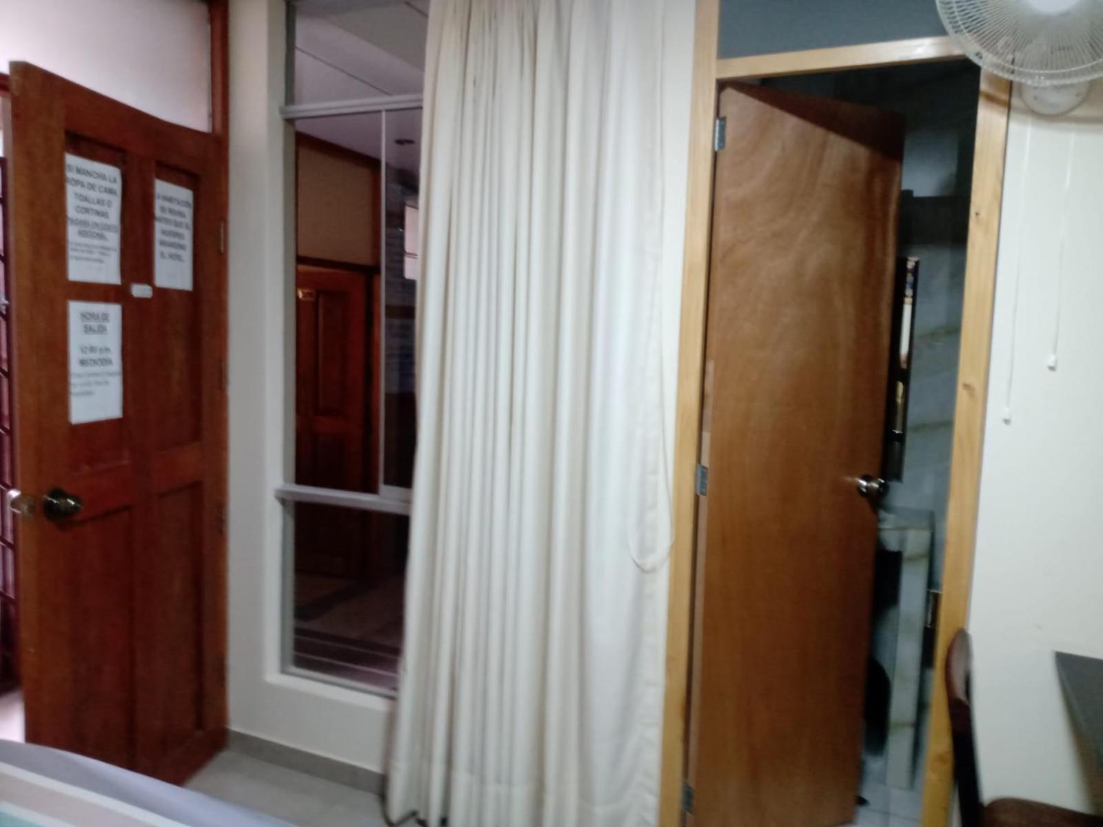 Standard Double Room with Two Double Beds photo 2