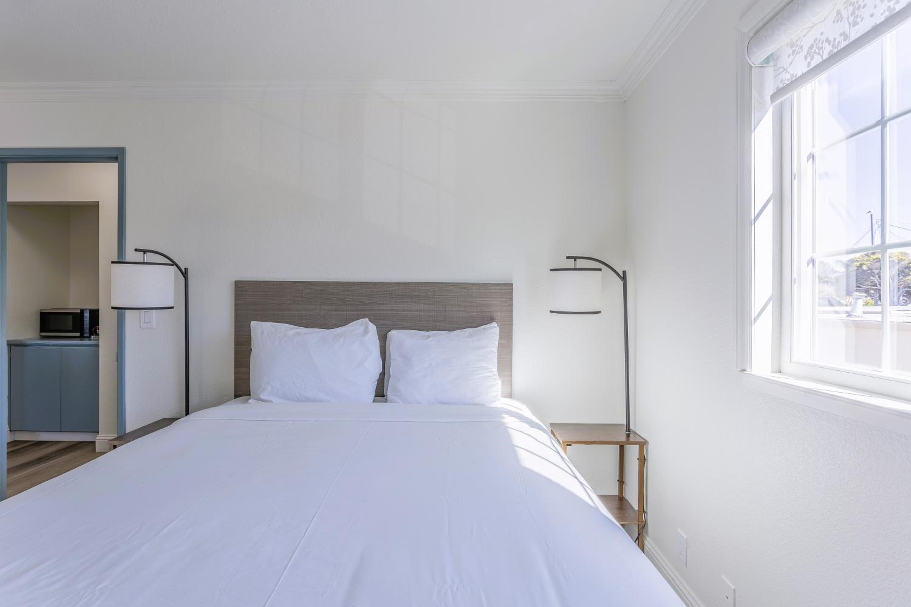 Deluxe Family Suite photo 2