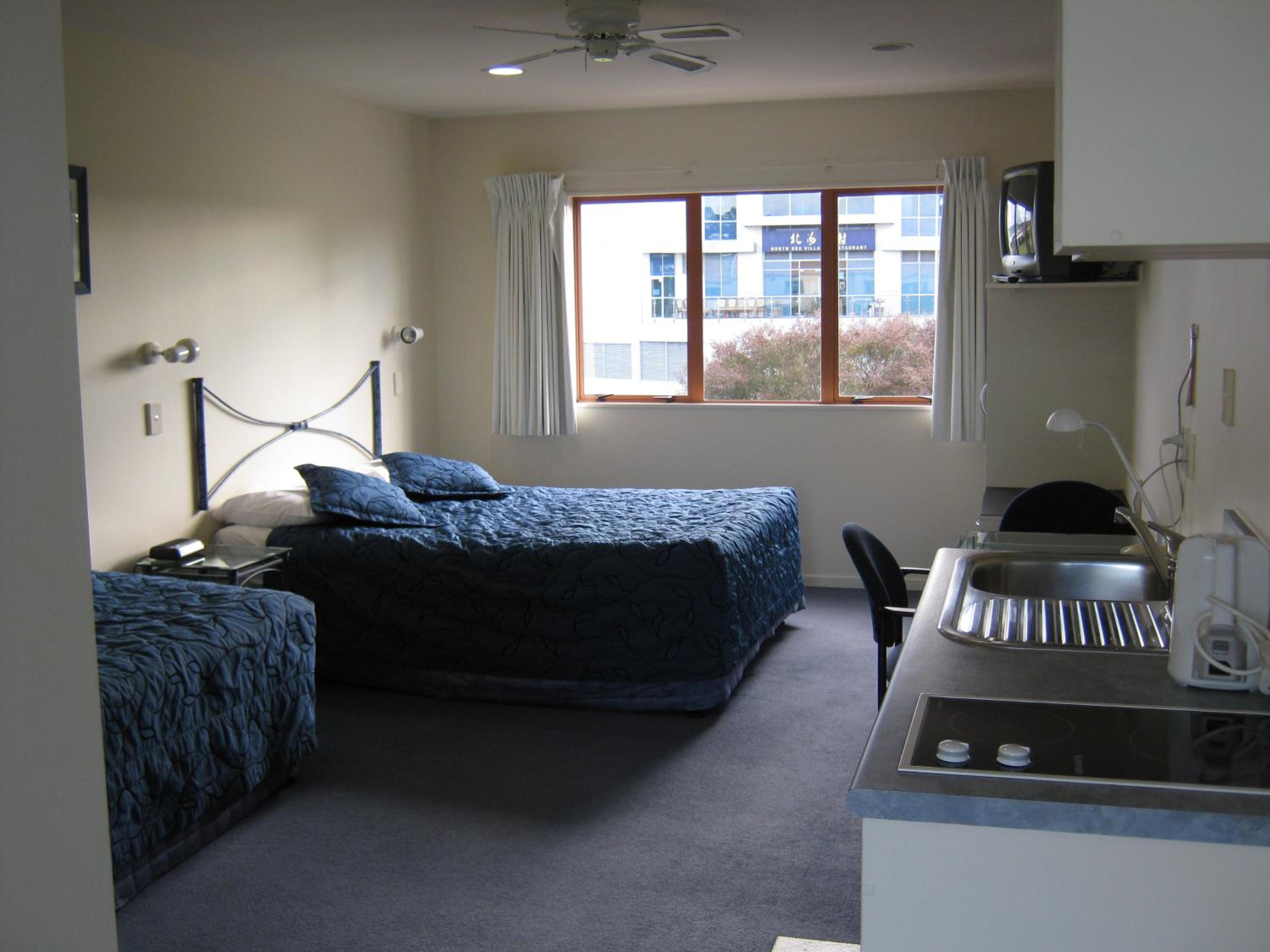 Studio with Spa Bath